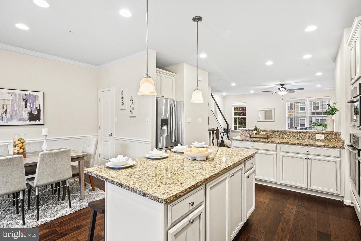 DORCHESTER VIEW - Residential Lease