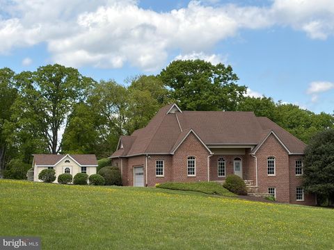 Photo of 7001 Wayland Drive, WARRENTON, VA 20187 (MLS # VAFQ2021842)