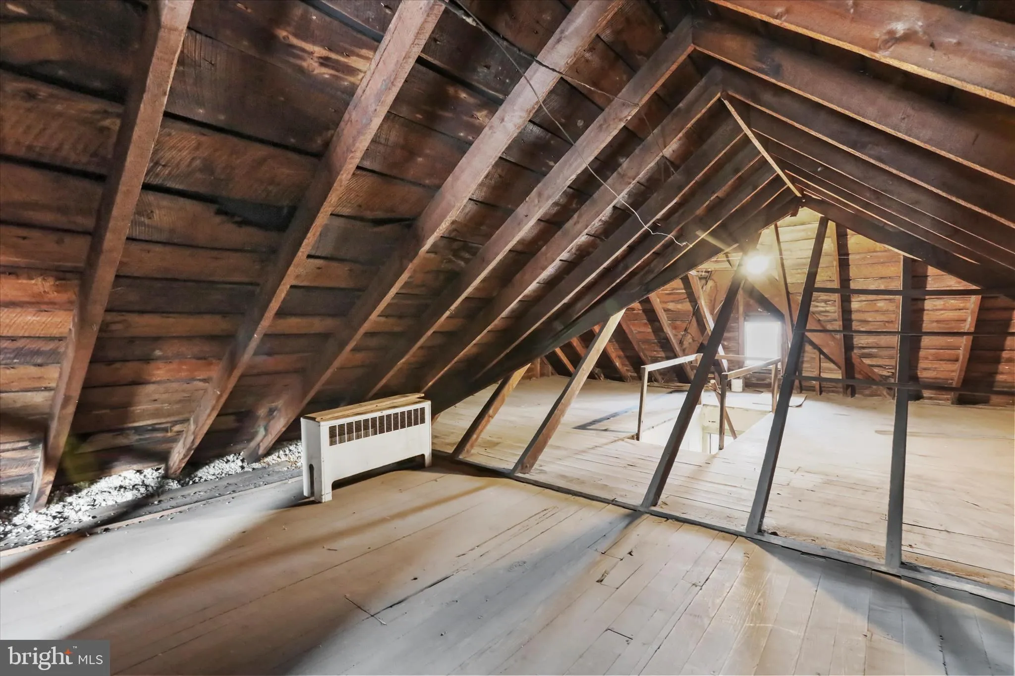 Shippensburg, Pennsylvania 17257, United States, 5 Bedrooms Bedrooms, ,2 BathroomsBathrooms,Residential,Active,241352