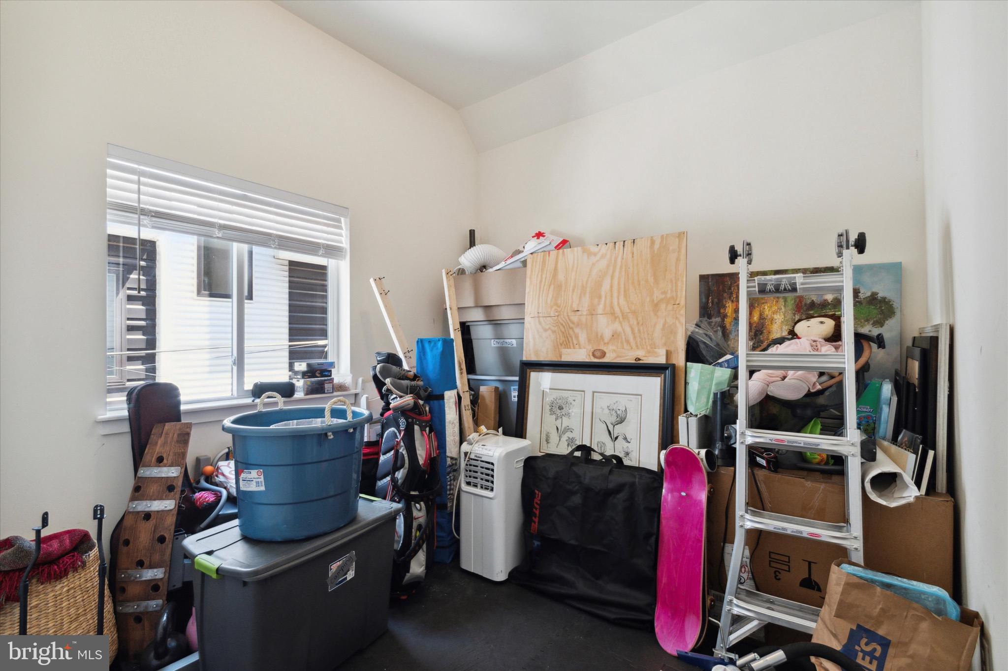 FISHTOWN - Residential Lease