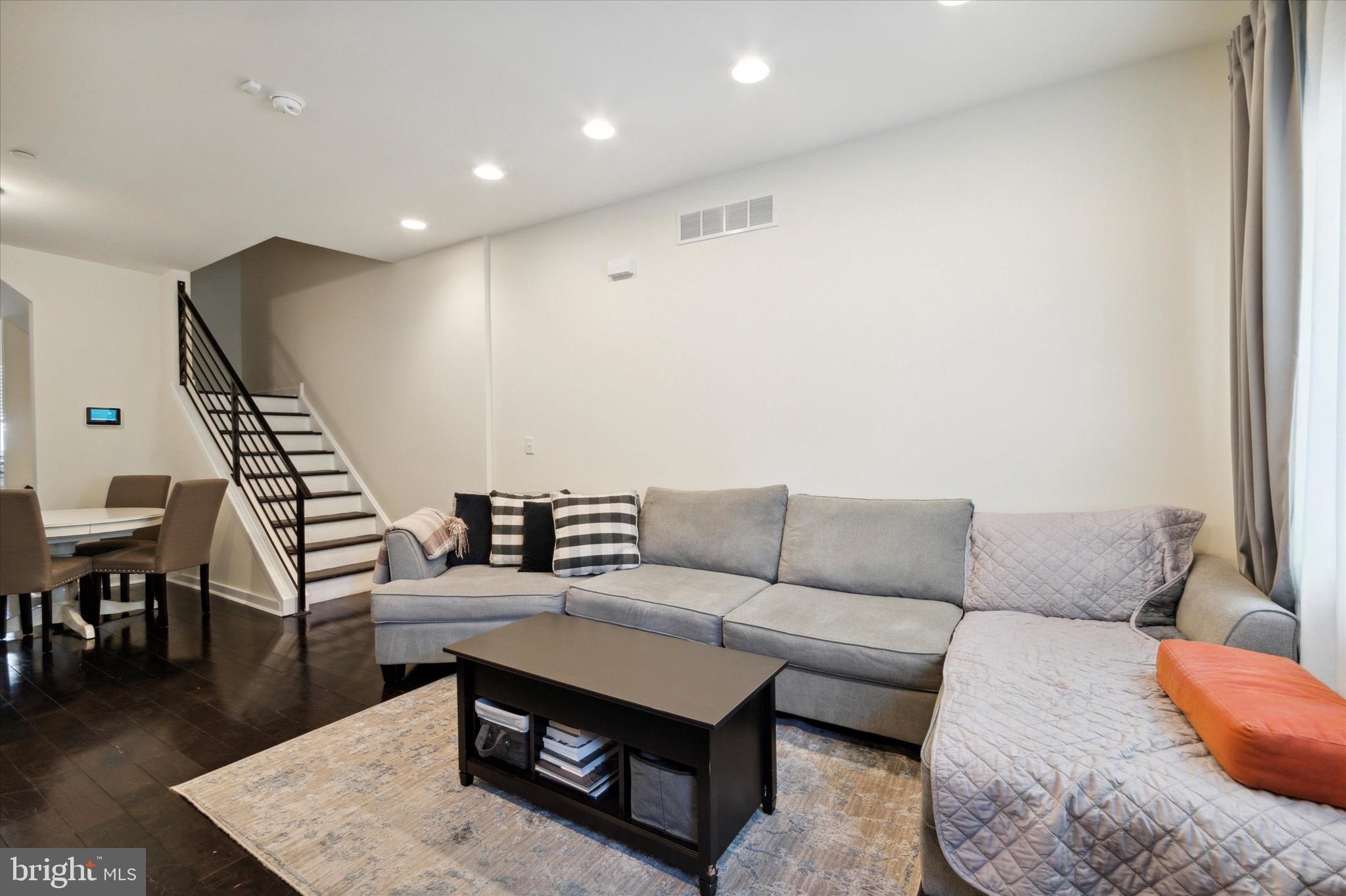 FISHTOWN - Residential Lease