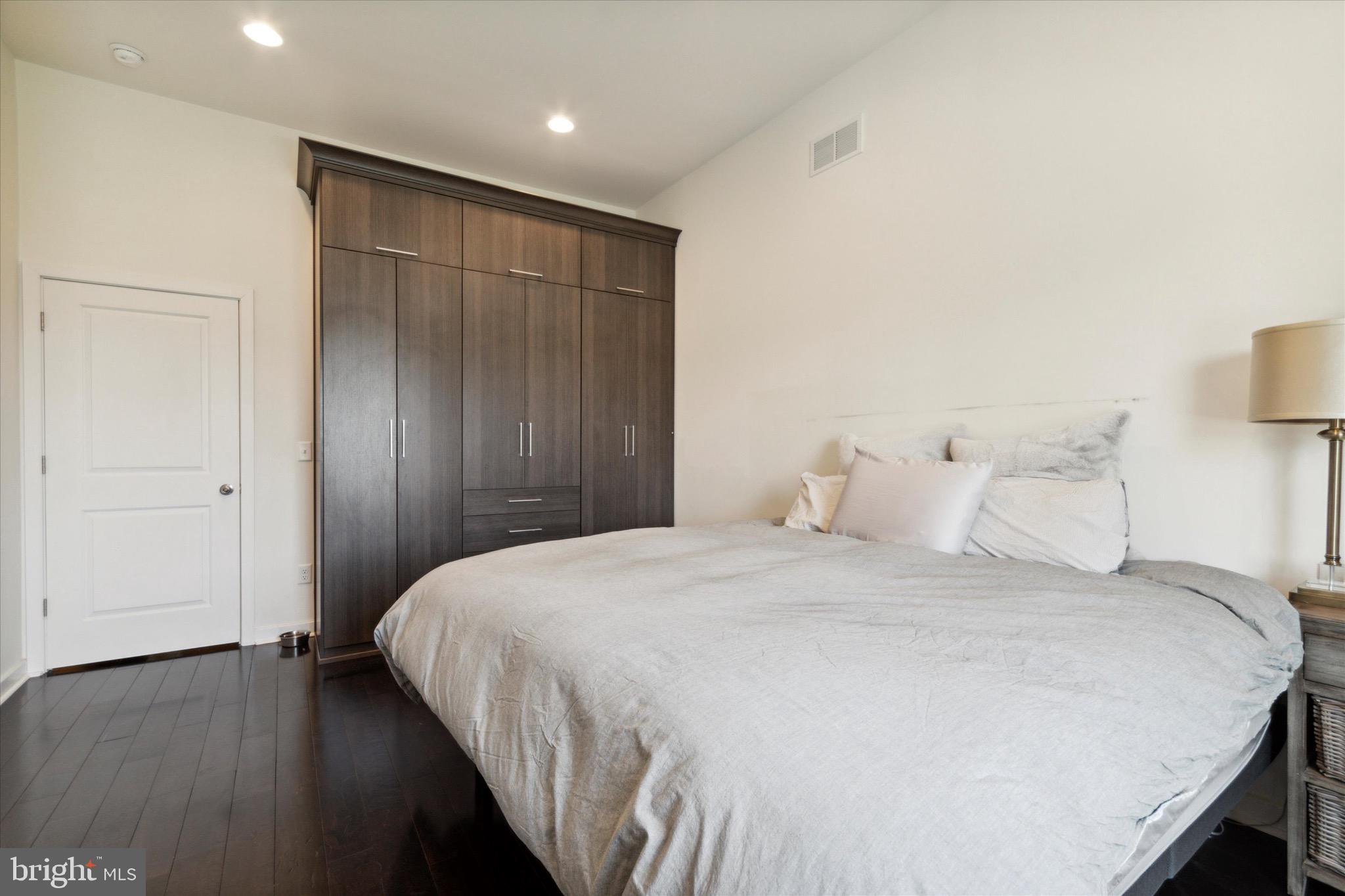 FISHTOWN - Residential Lease