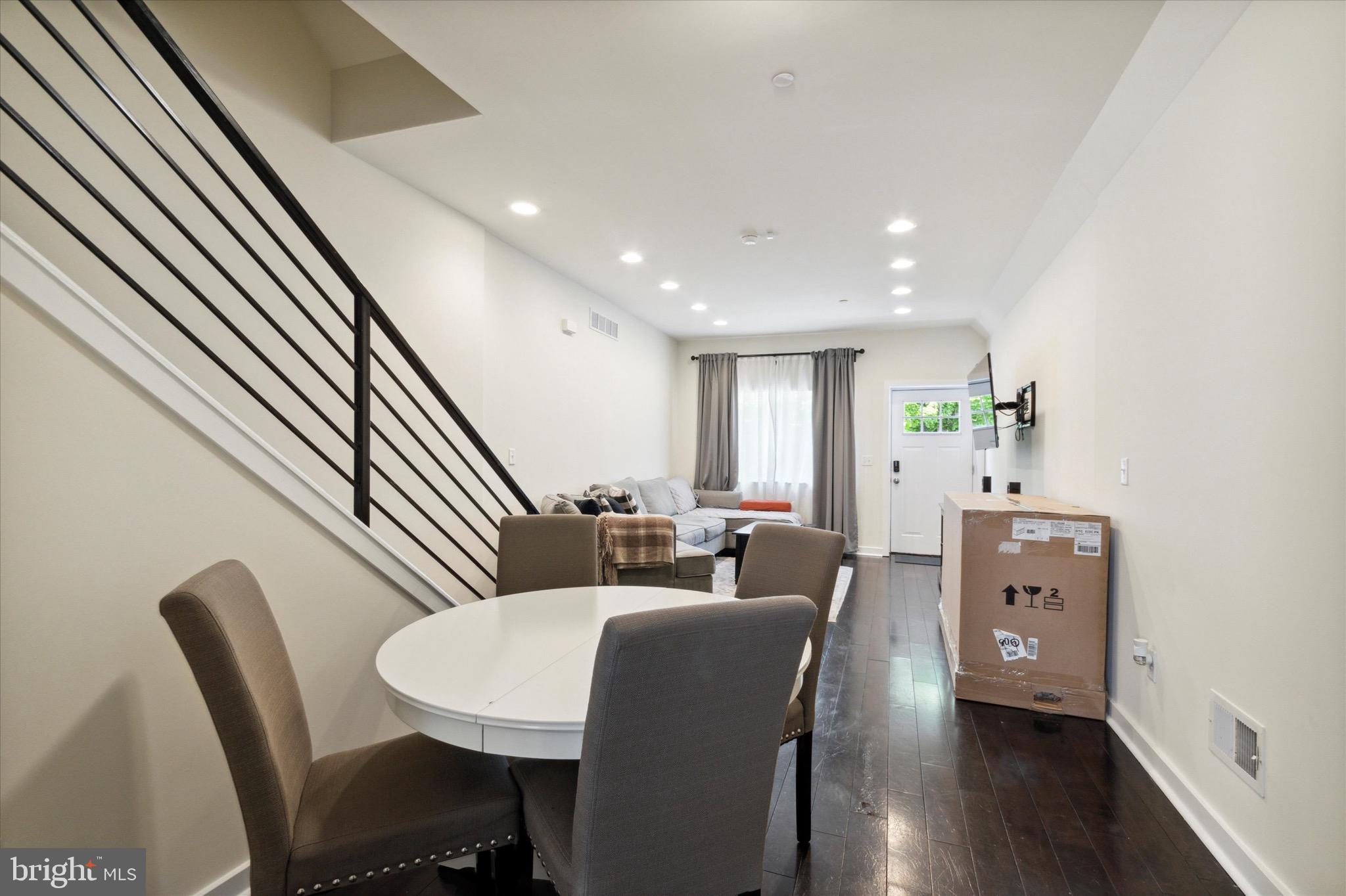 FISHTOWN - Residential Lease