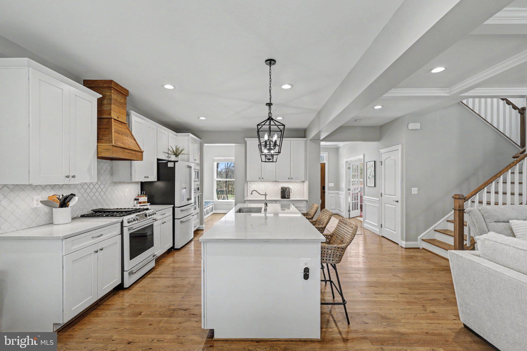 NI RIVER STATION - Residential