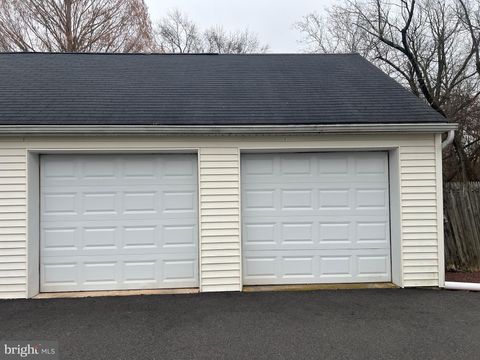 Photo of 162 N 4th Street, TELFORD, PA 18969 (MLS # PAMC2163302)