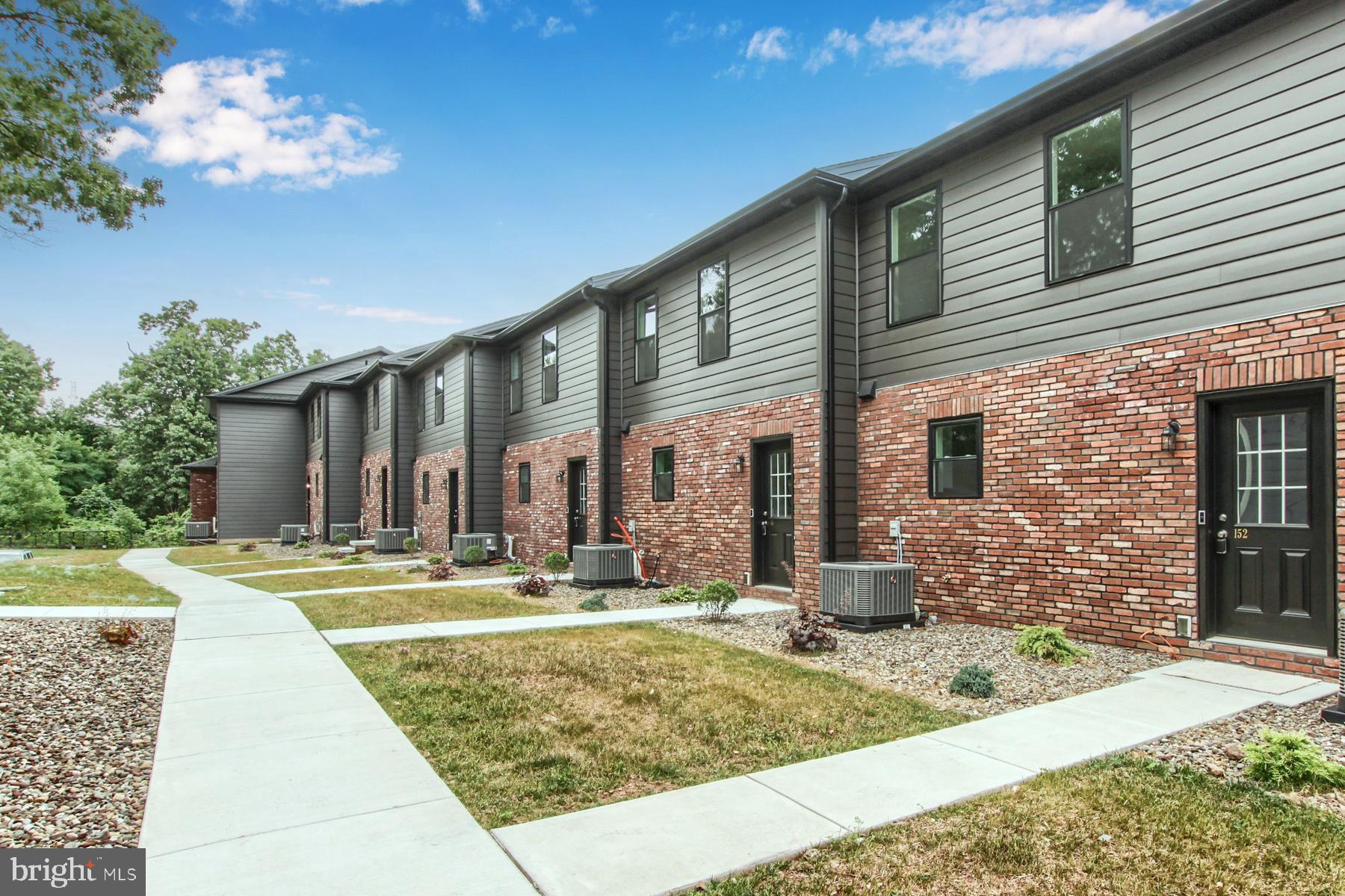 HIGH POINTE IN HERSHEY - Residential