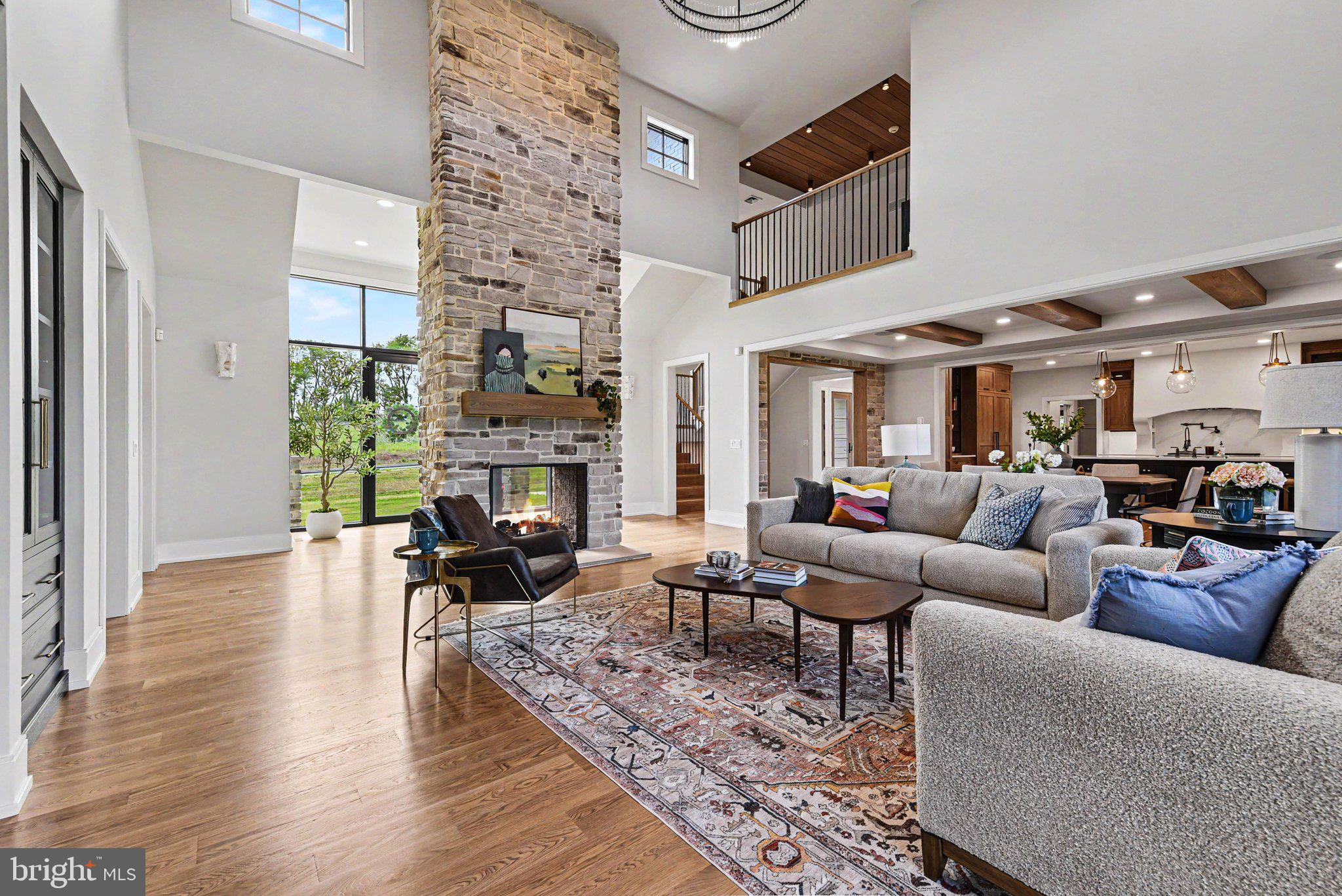 FARM CREST - Residential
