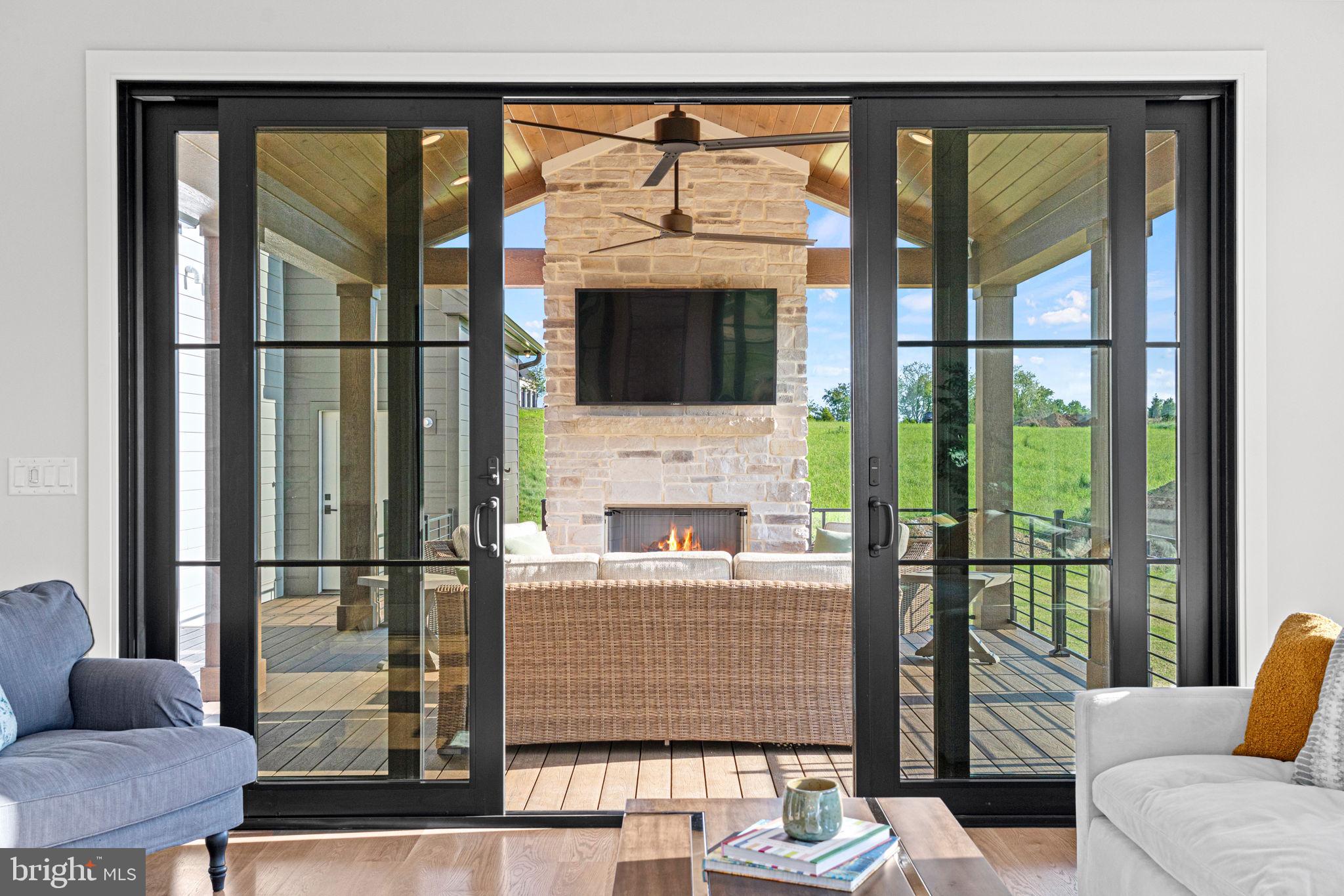 FARM CREST - Residential