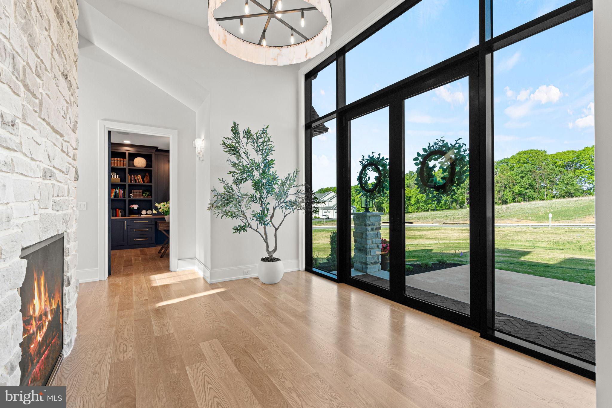 FARM CREST - Residential