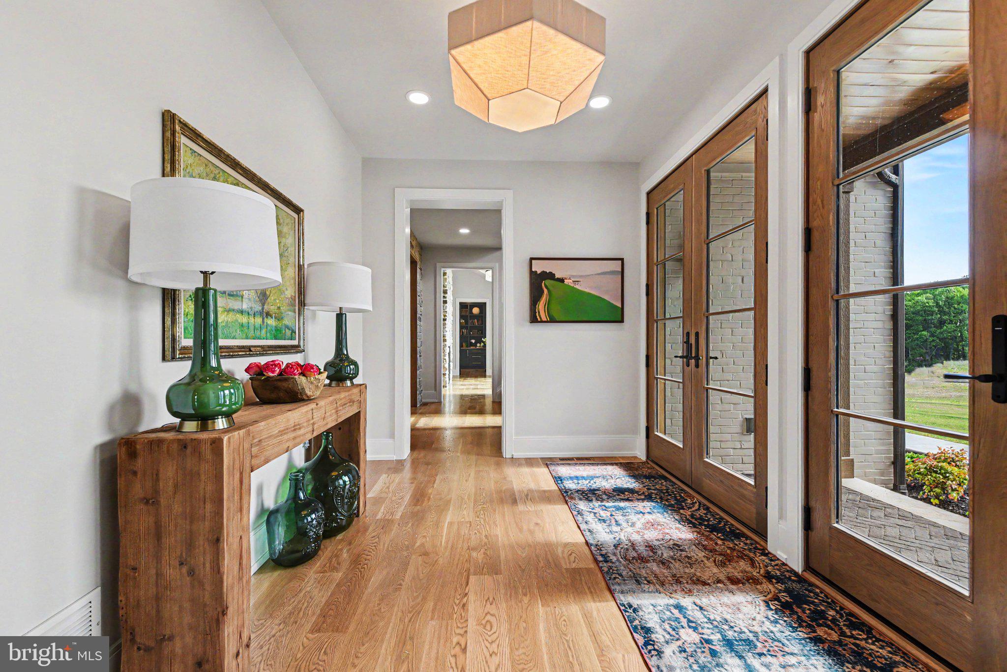 FARM CREST - Residential