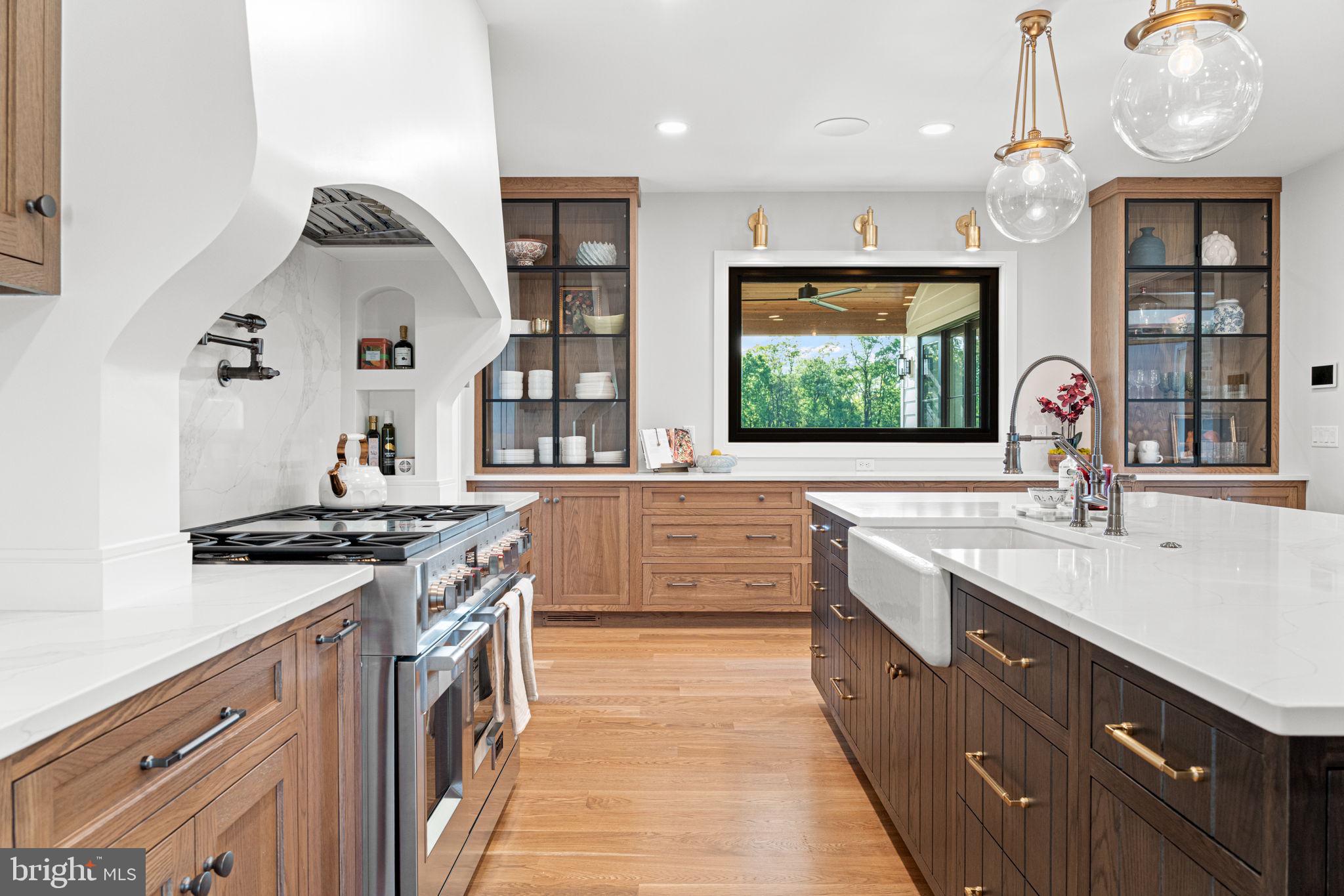 FARM CREST - Residential