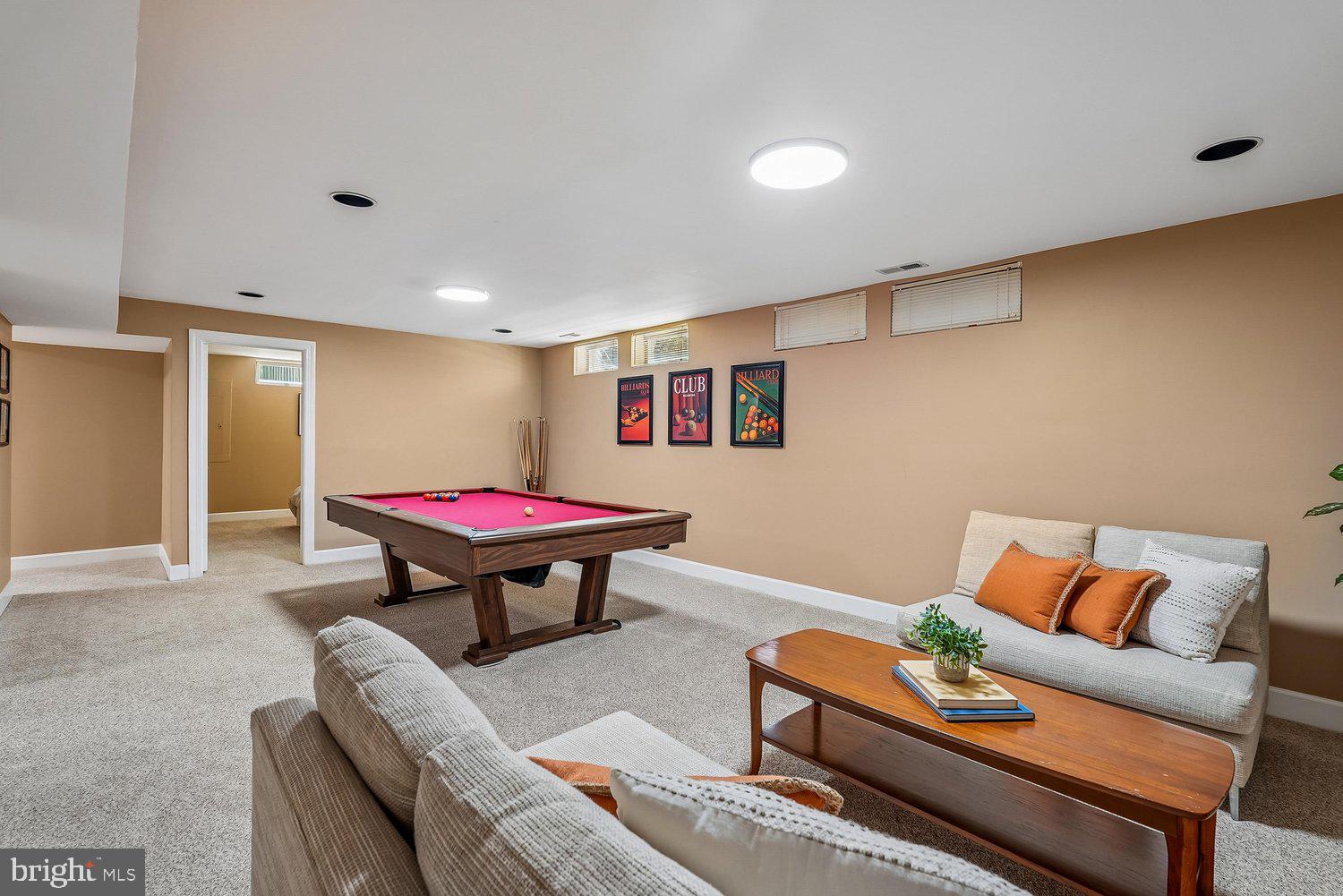 CLIFTON FARM - Residential