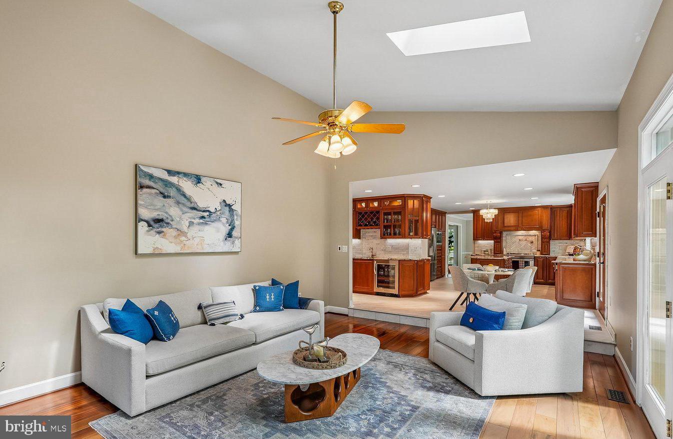 CLIFTON FARM - Residential