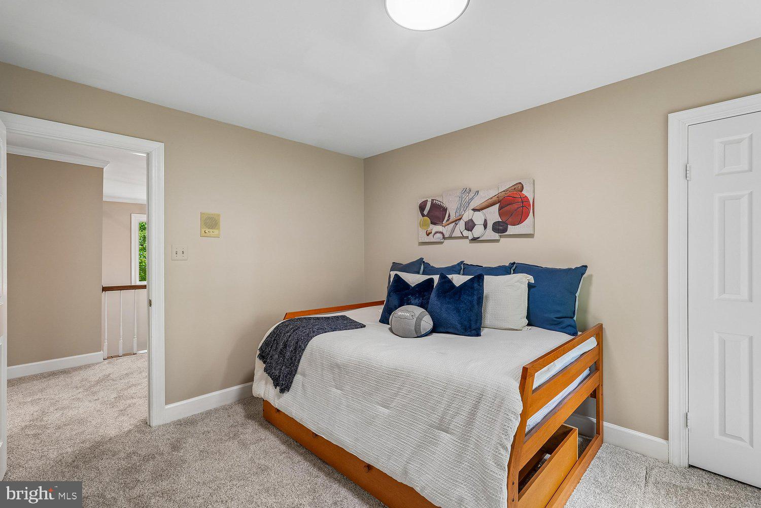 CLIFTON FARM - Residential