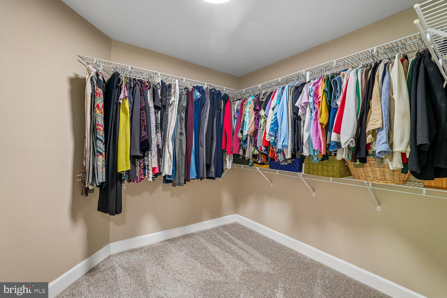 CLIFTON FARM - Residential