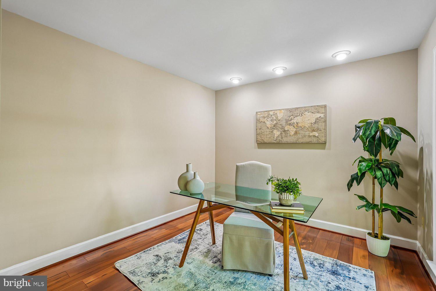 CLIFTON FARM - Residential