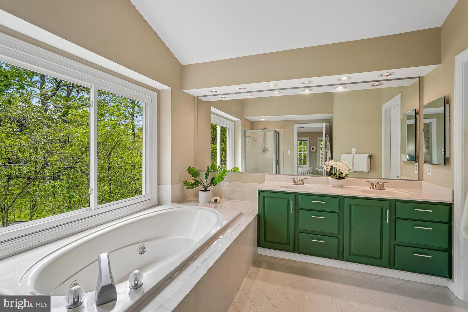 CLIFTON FARM - Residential