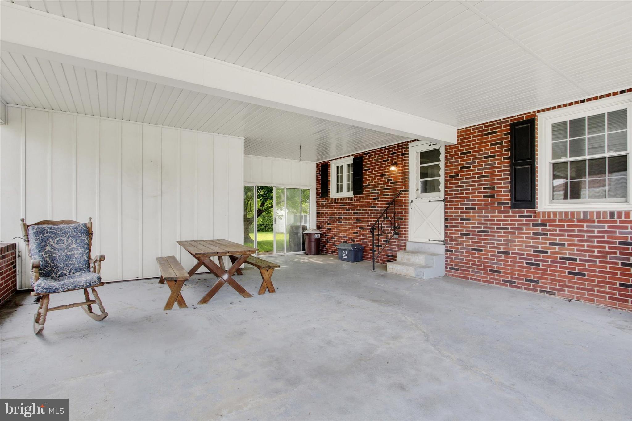 MCSHERRYSTOWN - Residential