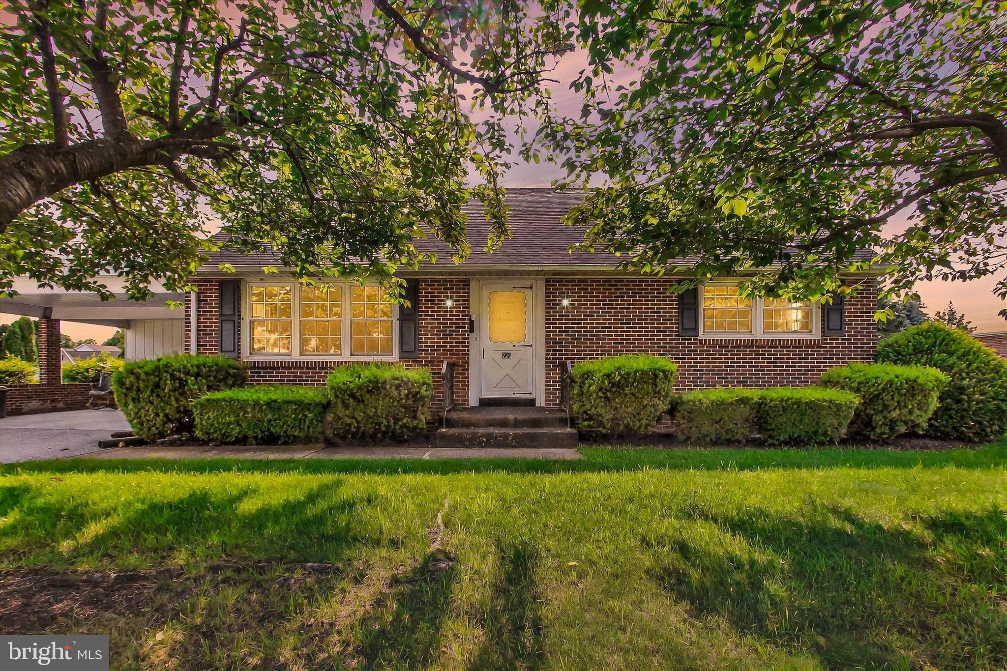 MCSHERRYSTOWN - Residential