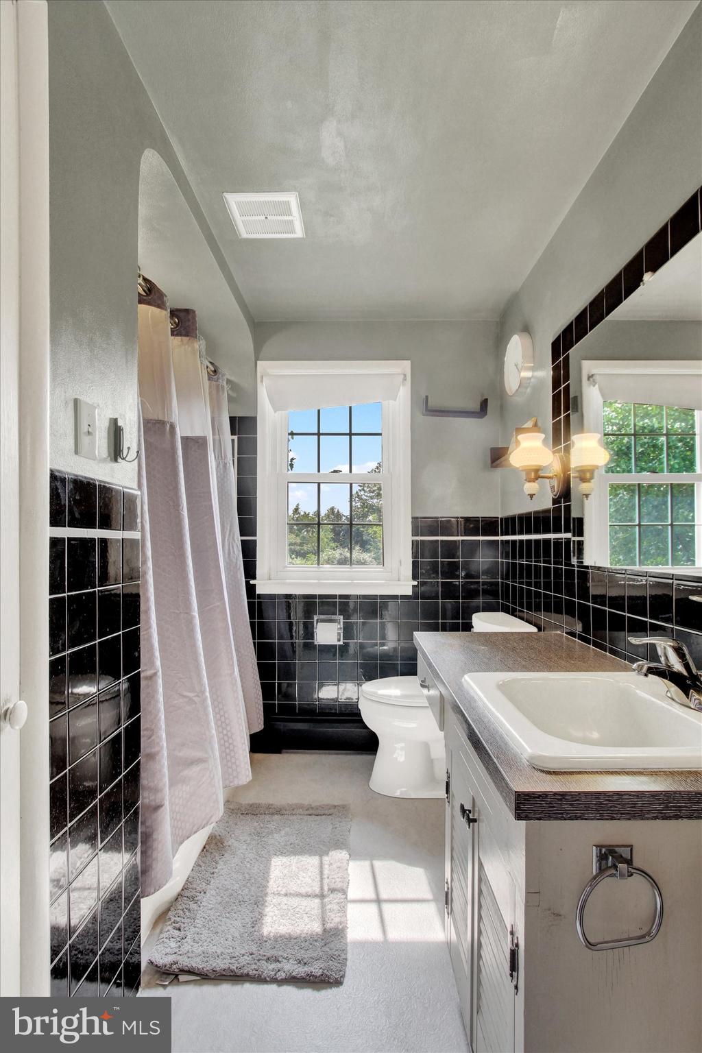 MCSHERRYSTOWN - Residential