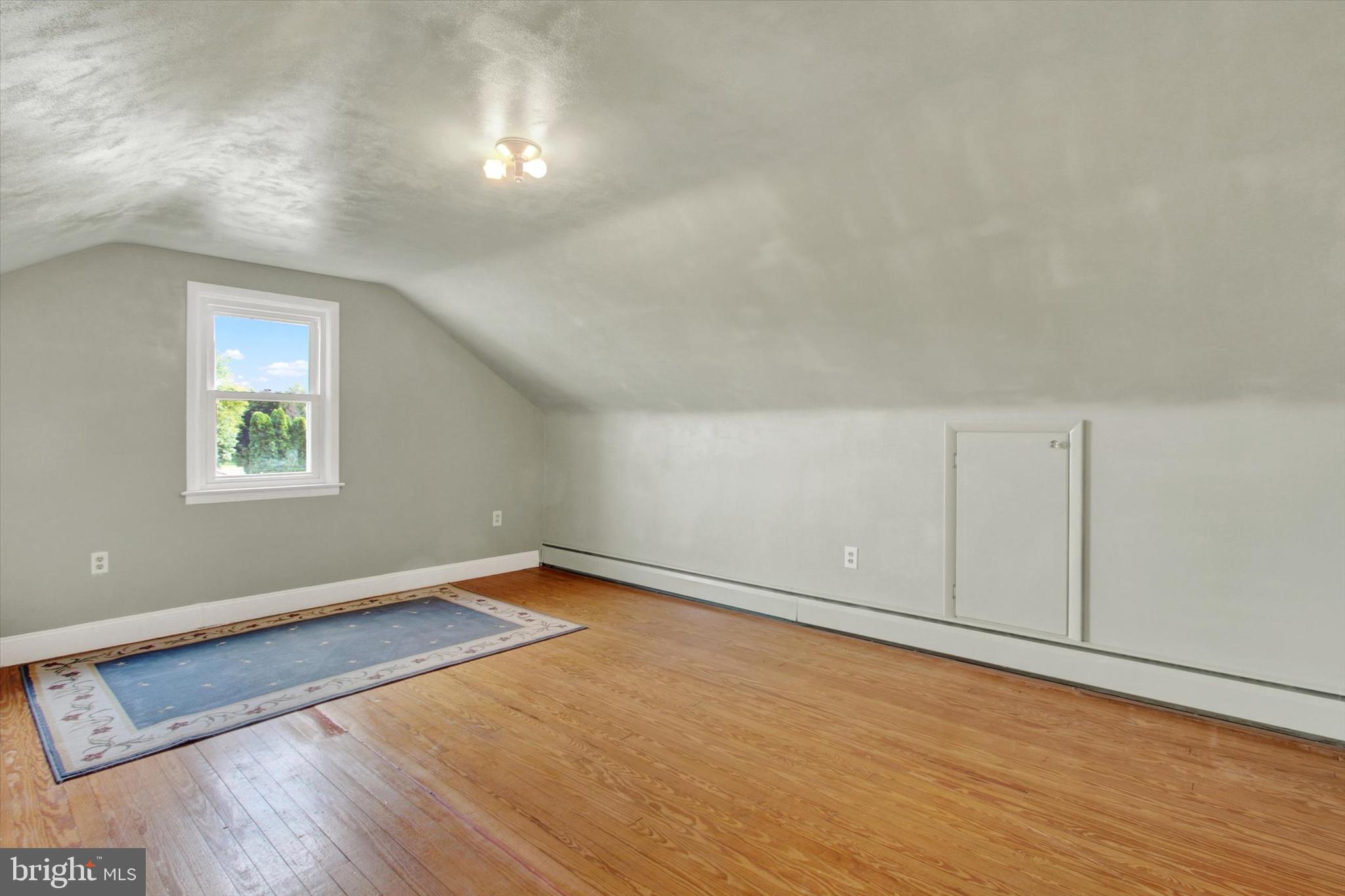 MCSHERRYSTOWN - Residential