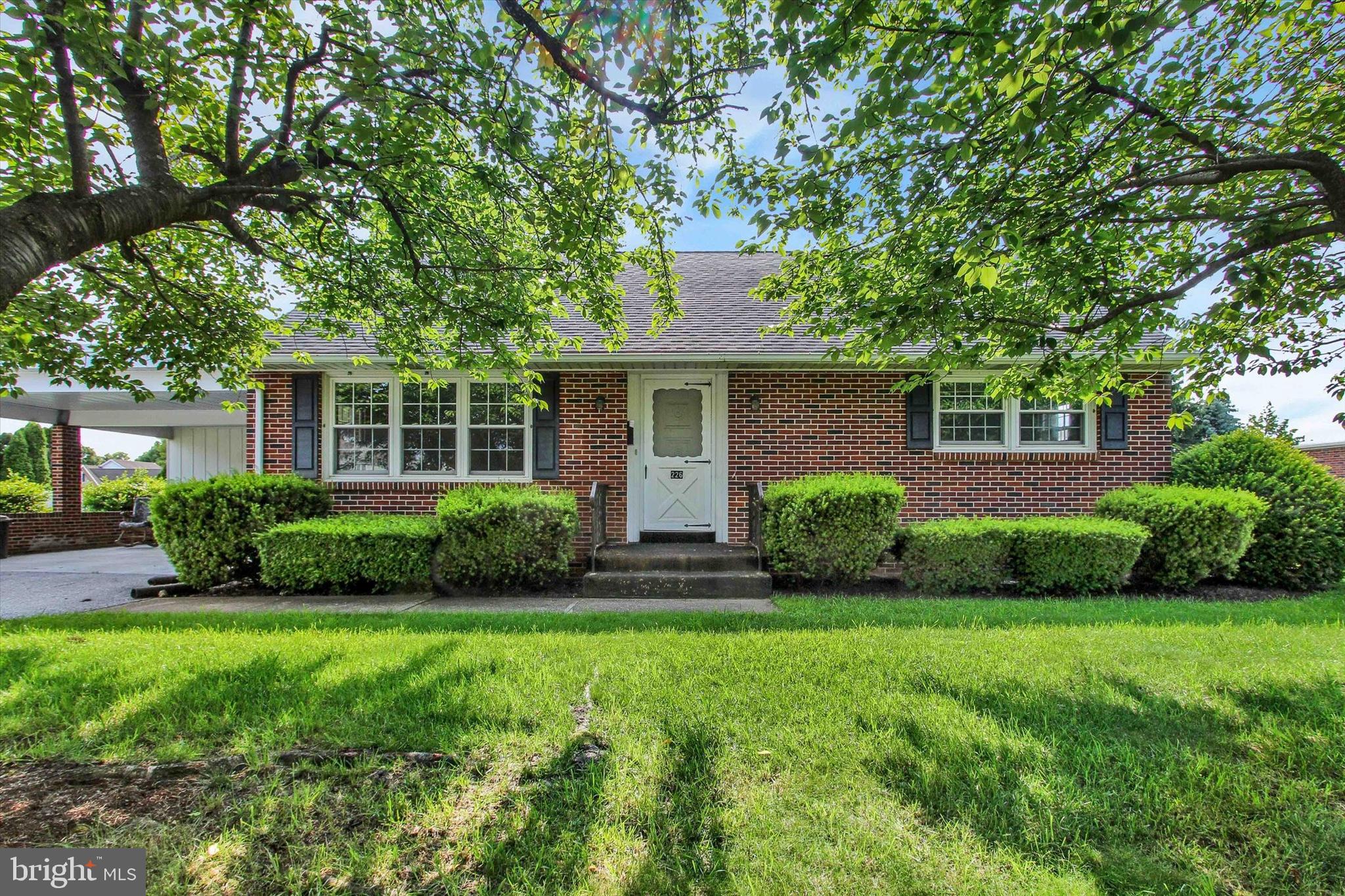 MCSHERRYSTOWN - Residential