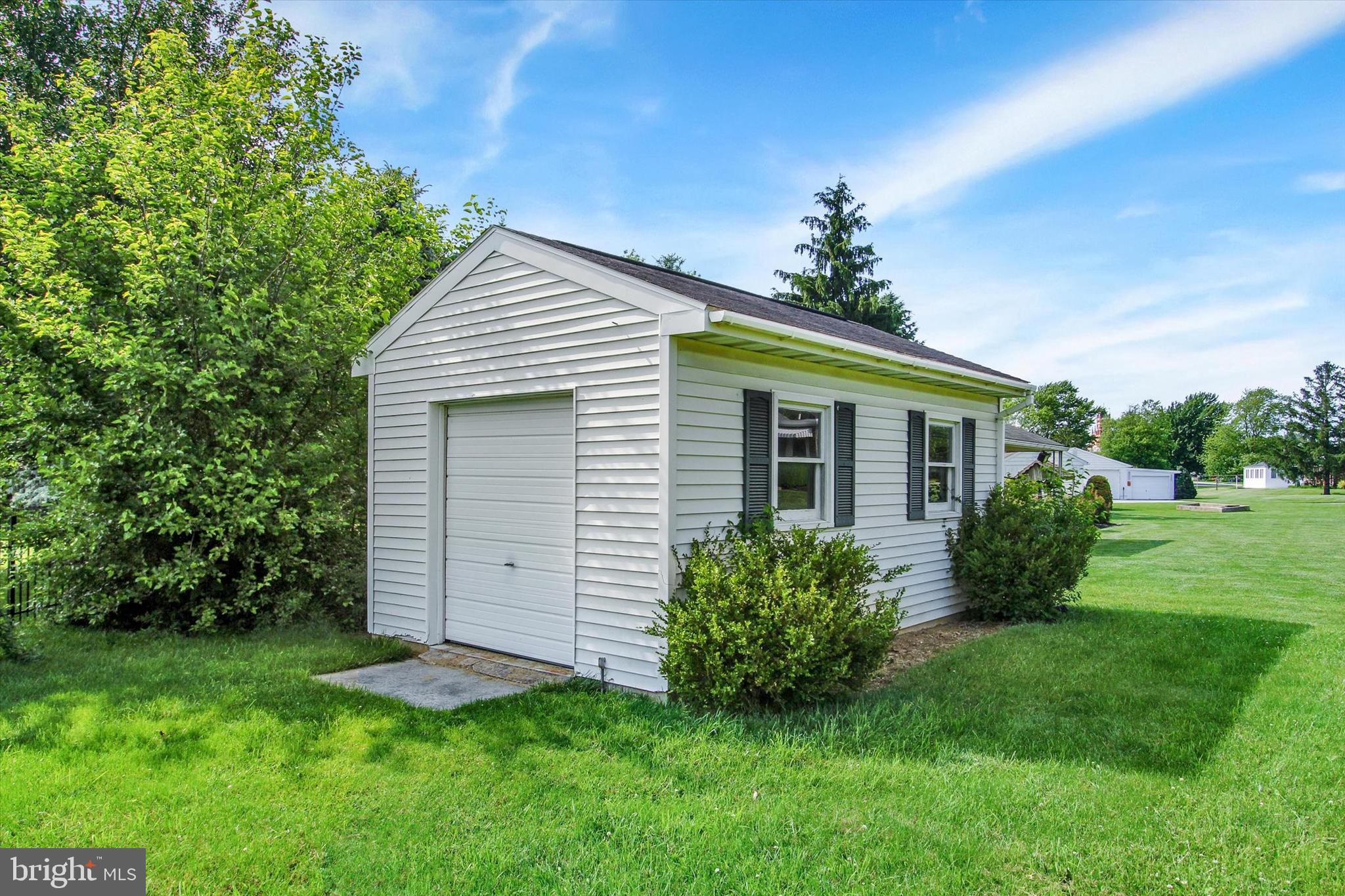 MCSHERRYSTOWN - Residential