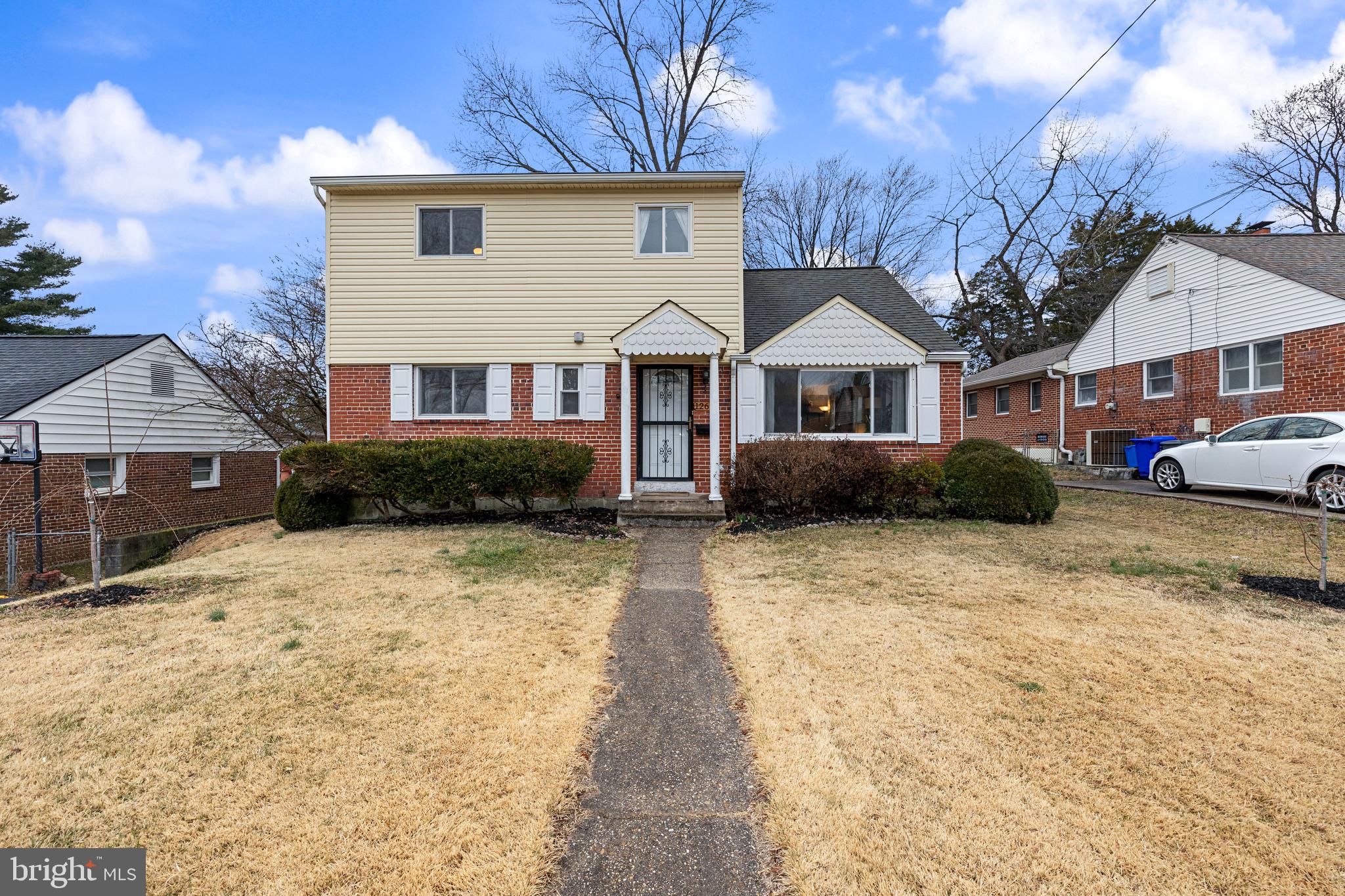 GLENMONT HILLS - Residential