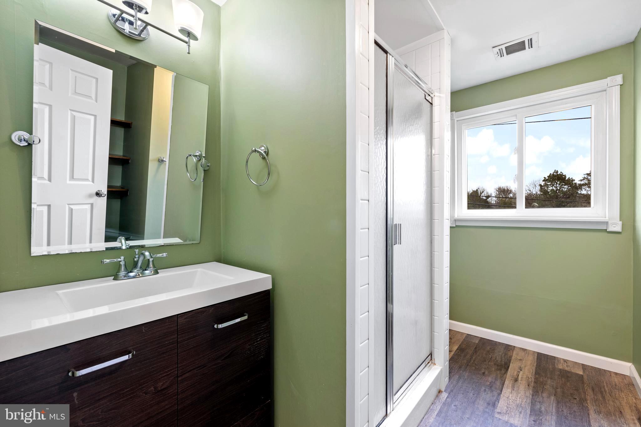 GLENMONT HILLS - Residential