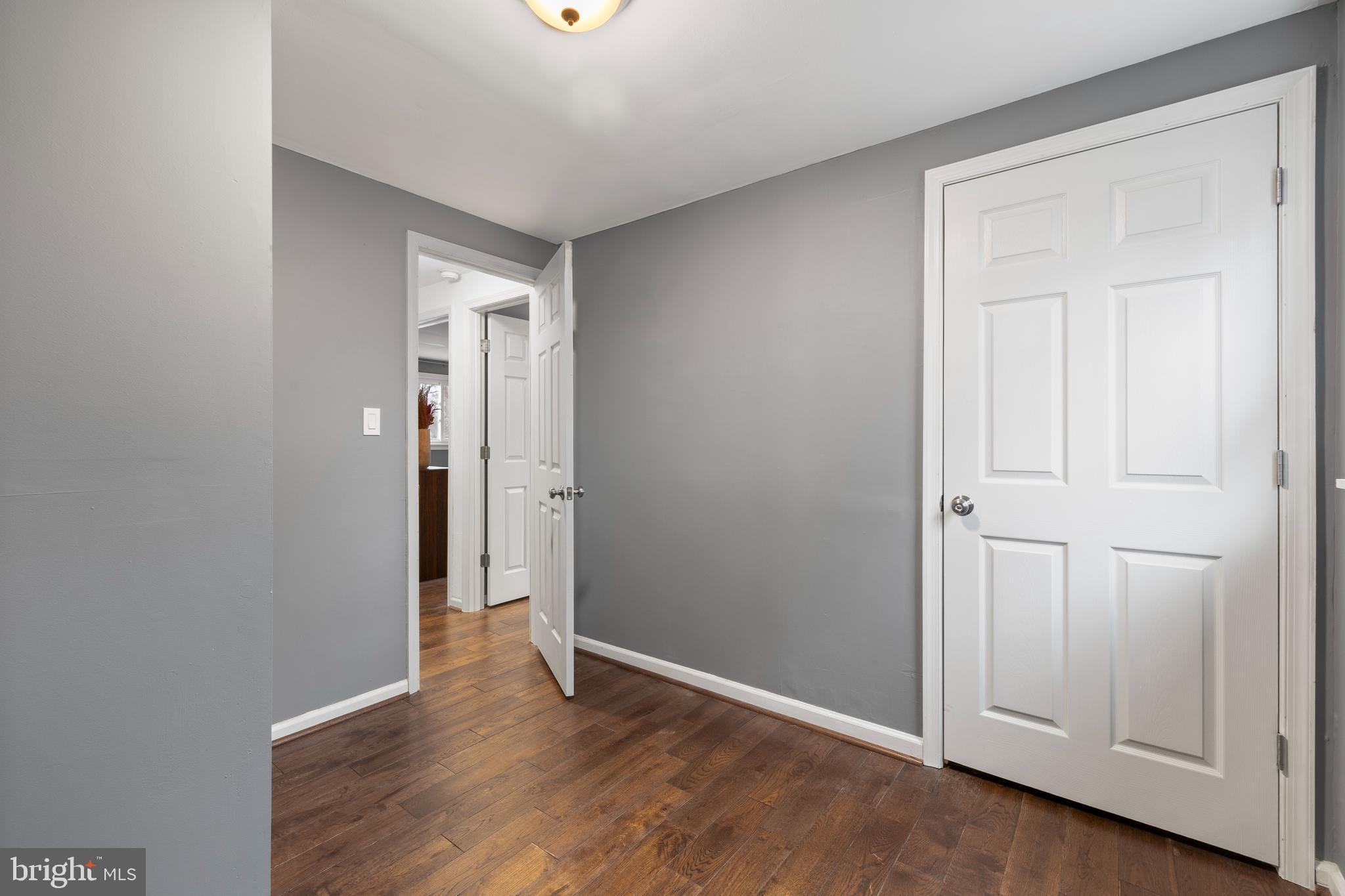 GLENMONT HILLS - Residential