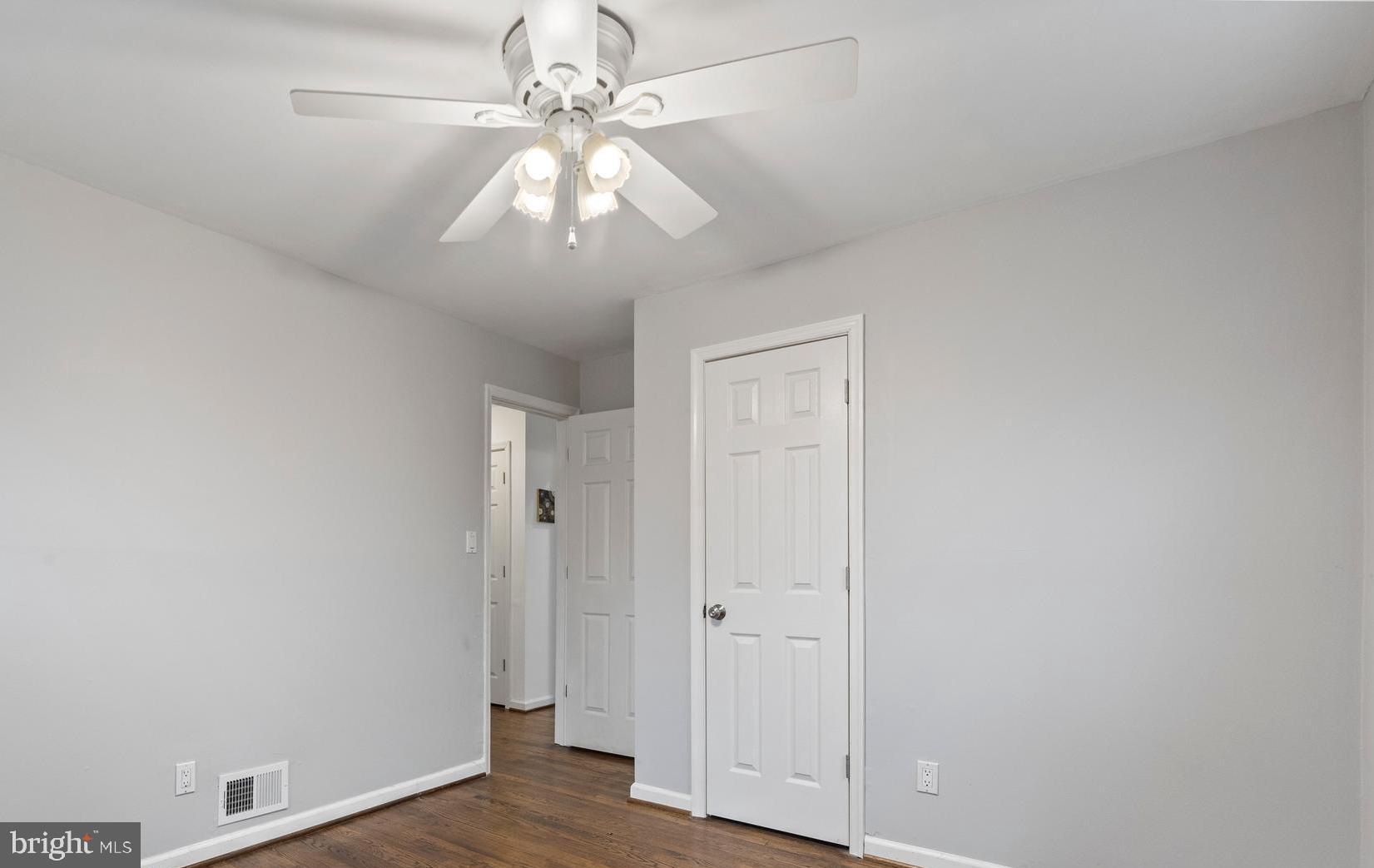 GLENMONT HILLS - Residential