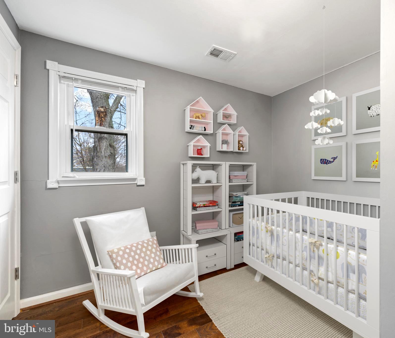 GLENMONT HILLS - Residential