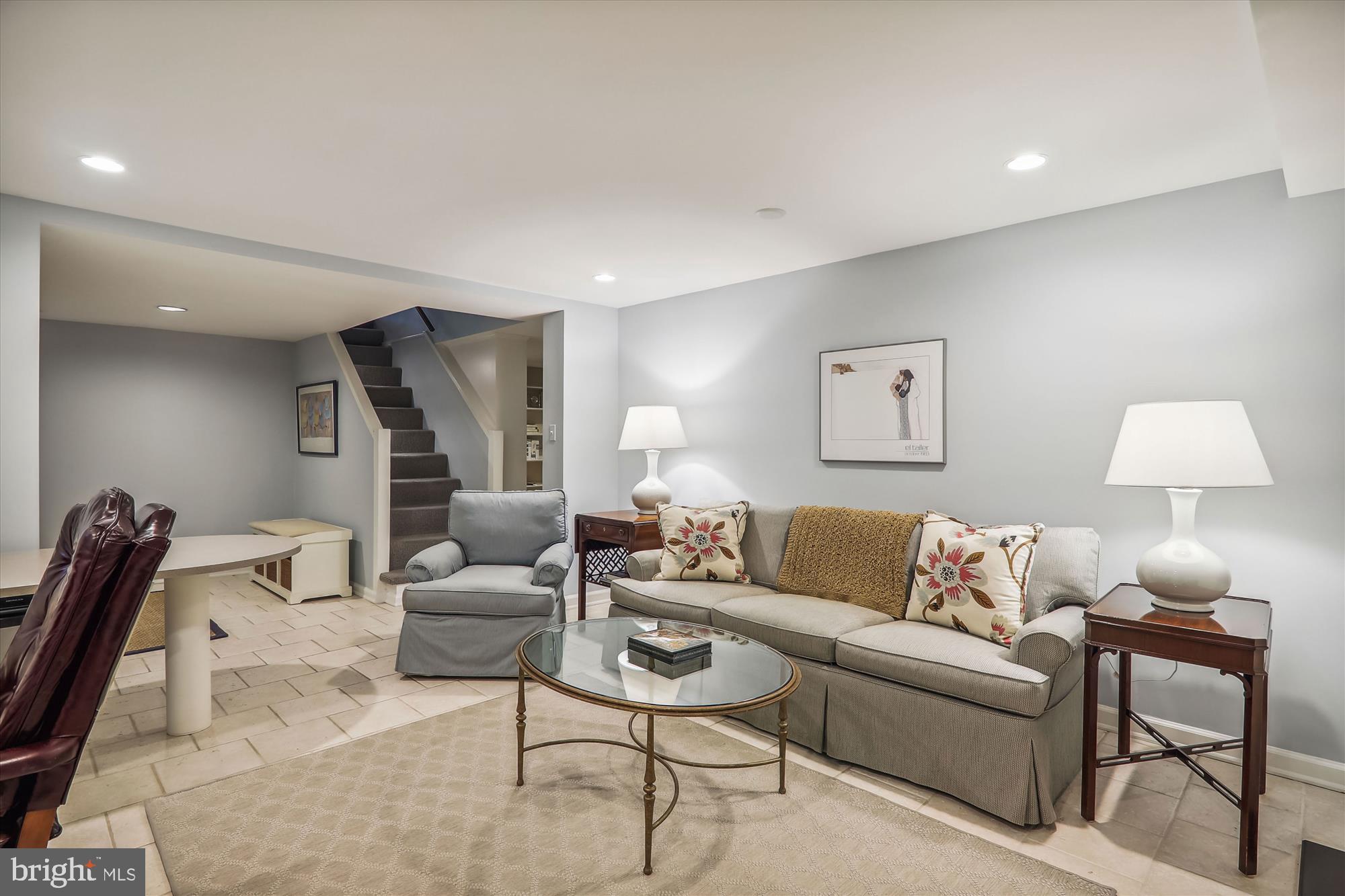 RIDGEWOOD VILLAGE - Residential