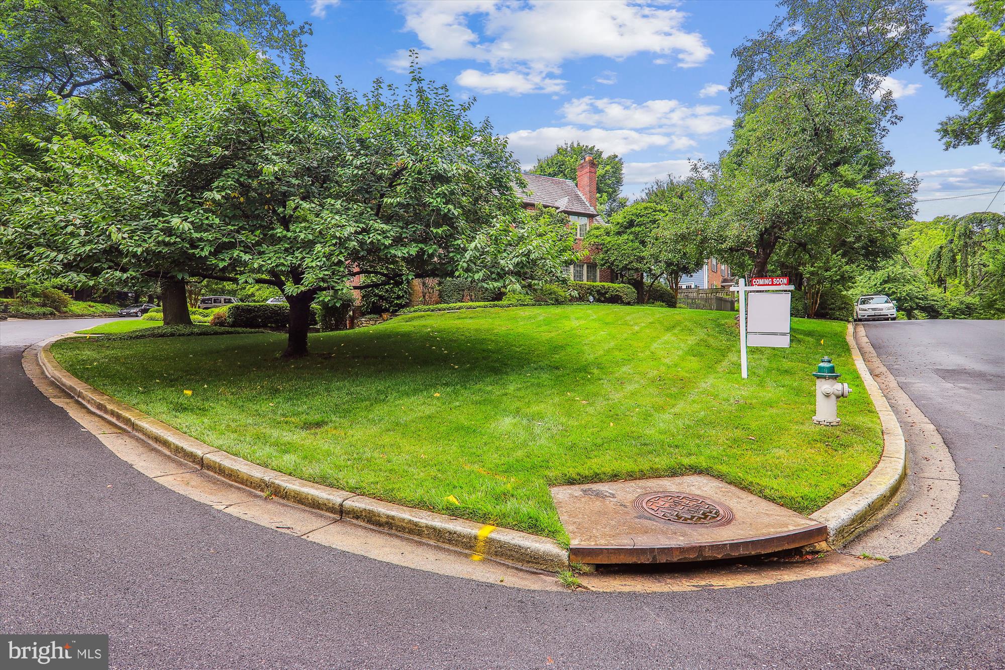 RIDGEWOOD VILLAGE - Residential