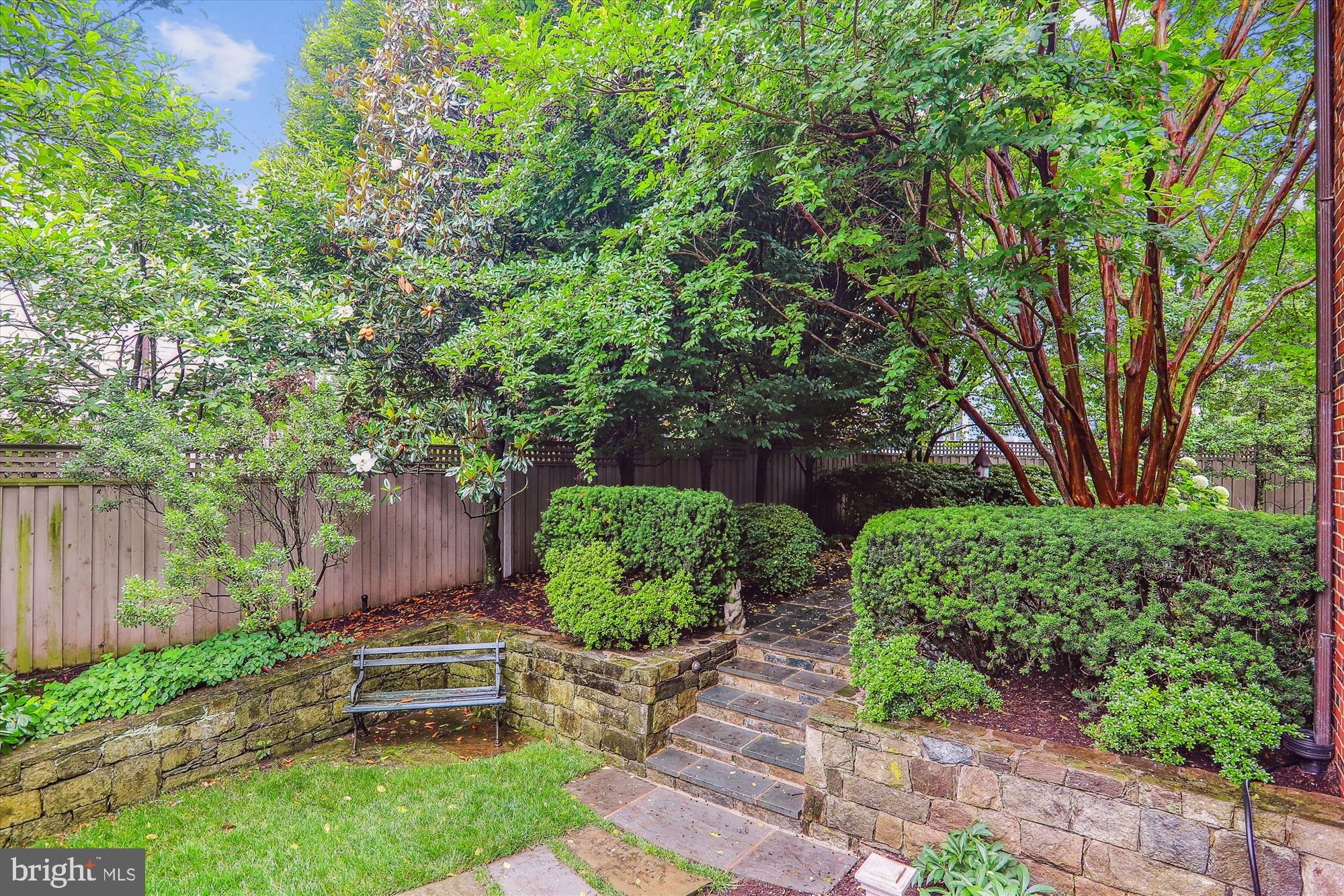 RIDGEWOOD VILLAGE - Residential