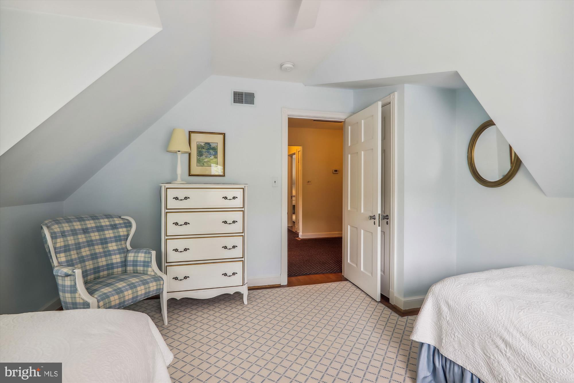 RIDGEWOOD VILLAGE - Residential