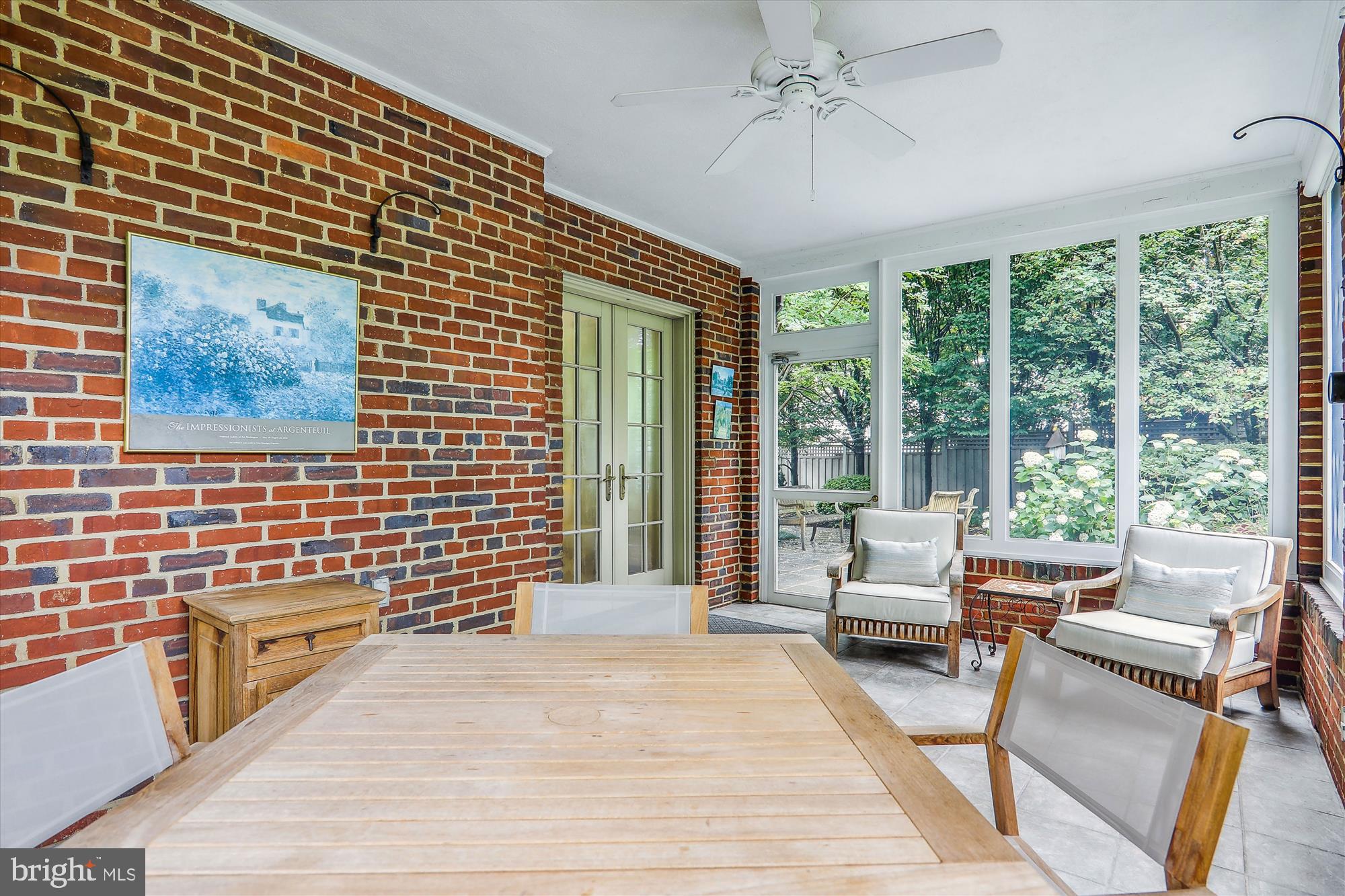 RIDGEWOOD VILLAGE - Residential