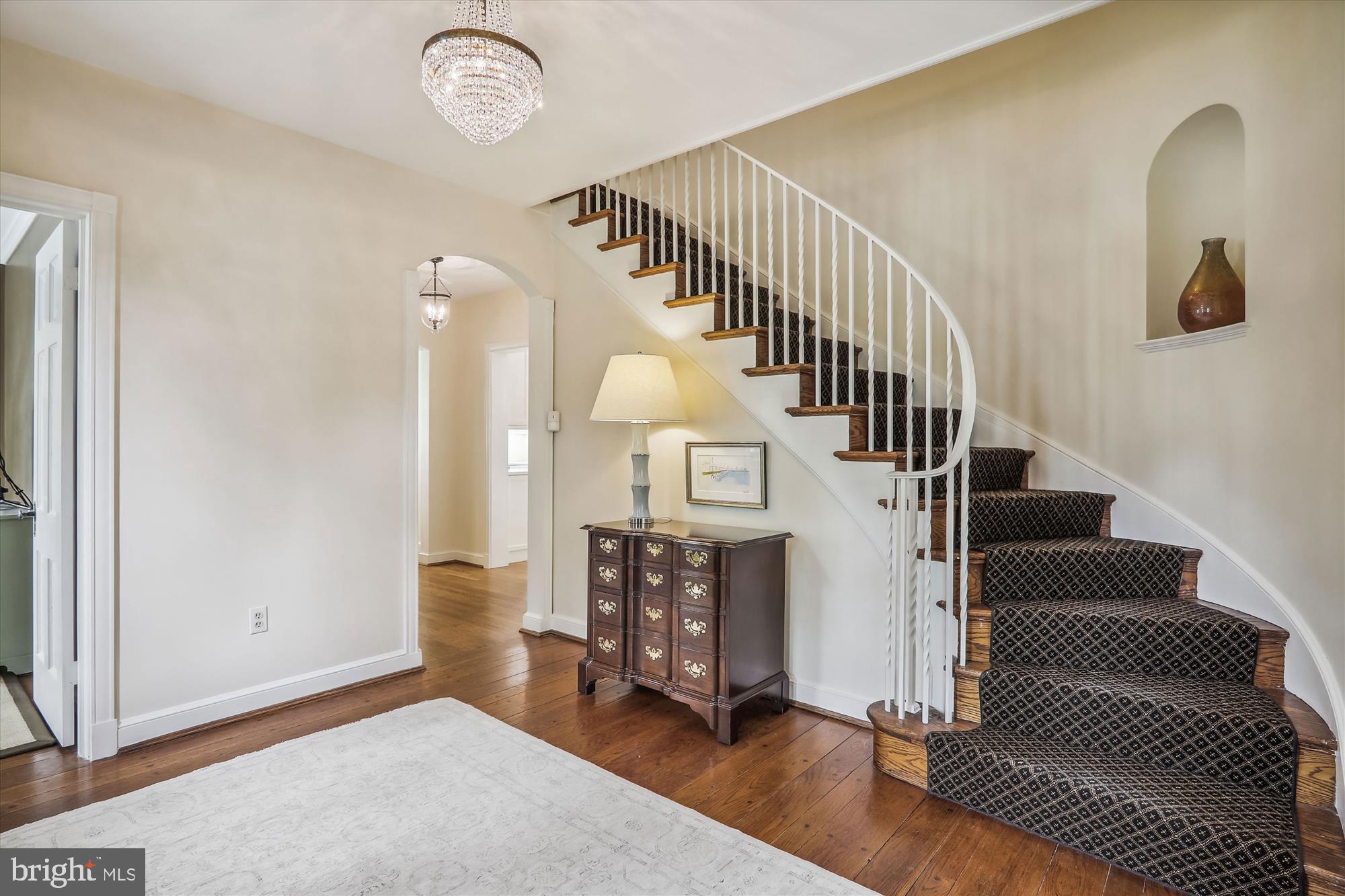 RIDGEWOOD VILLAGE - Residential