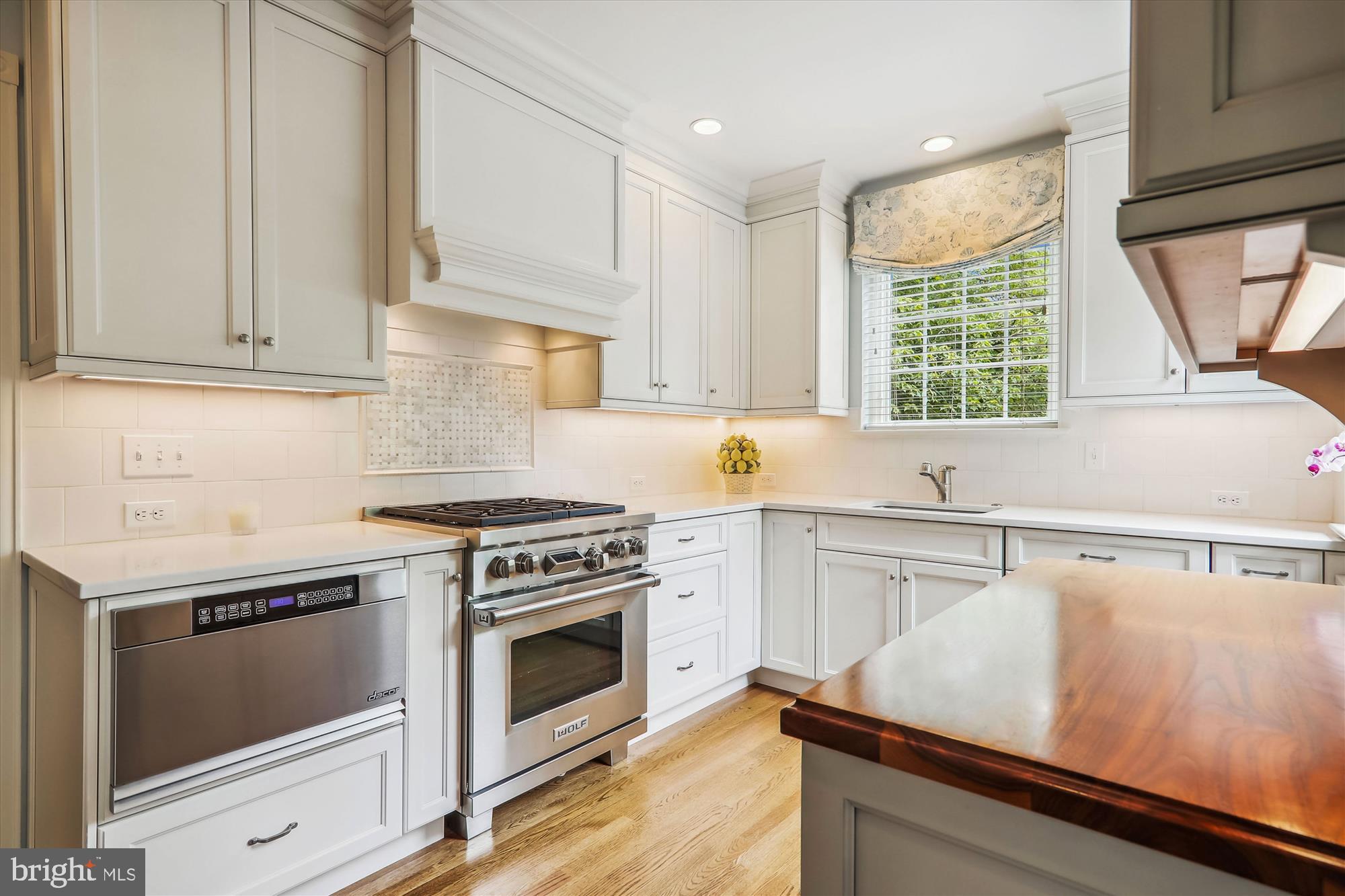 RIDGEWOOD VILLAGE - Residential