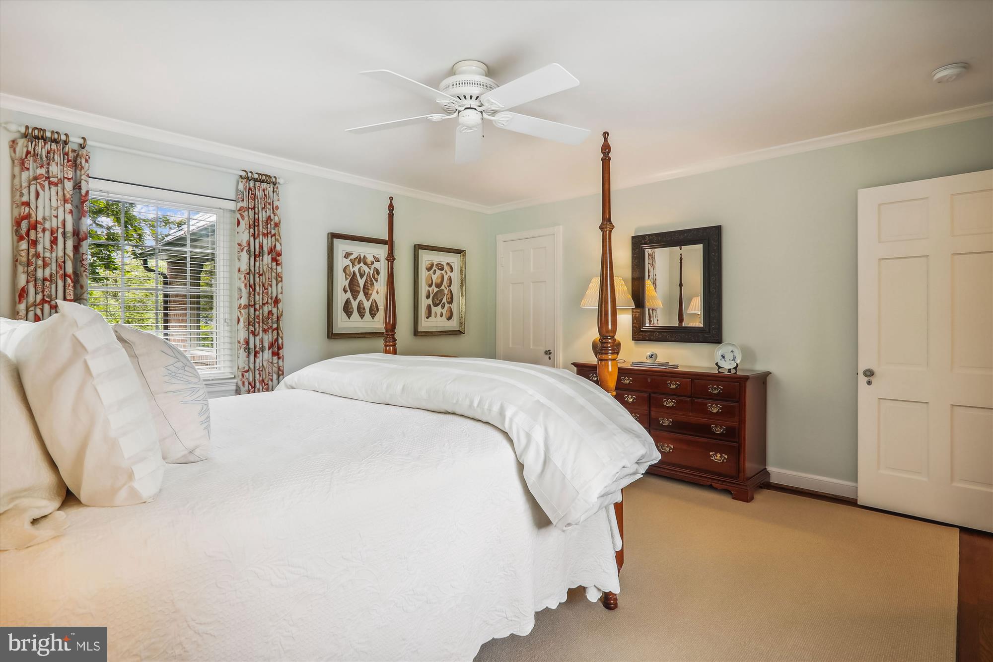 RIDGEWOOD VILLAGE - Residential