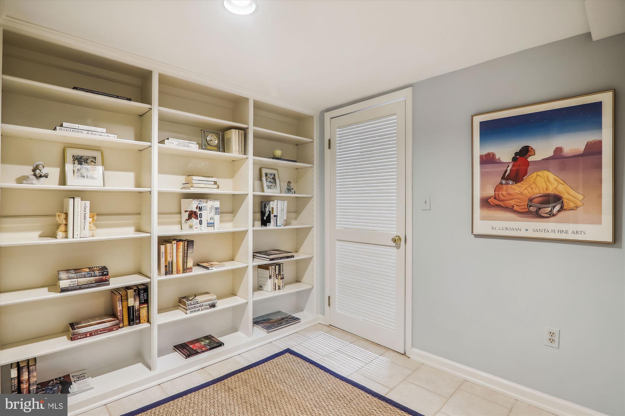 RIDGEWOOD VILLAGE - Residential