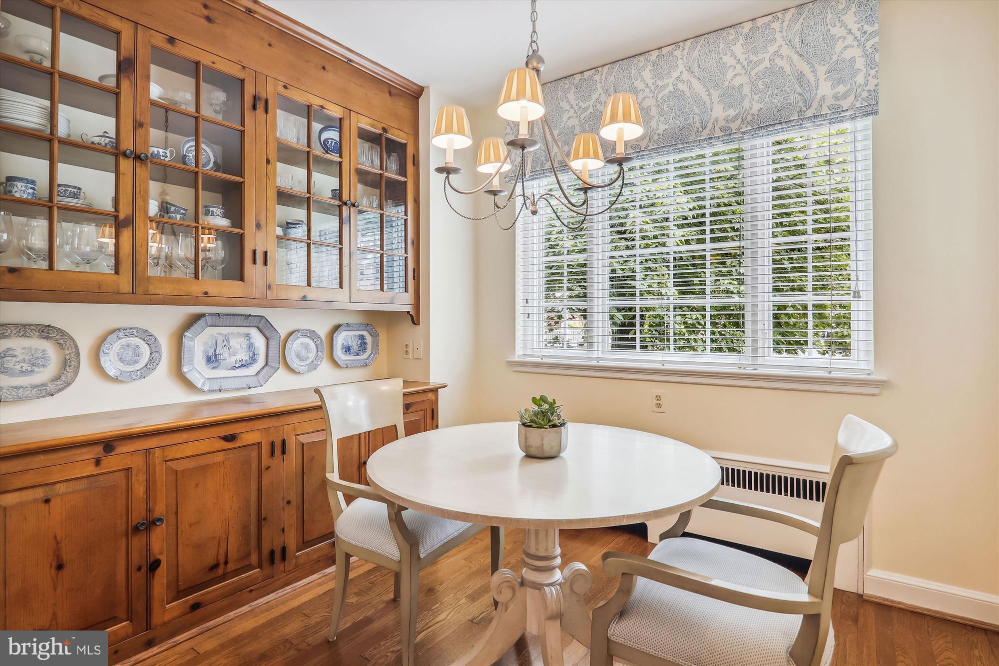 RIDGEWOOD VILLAGE - Residential