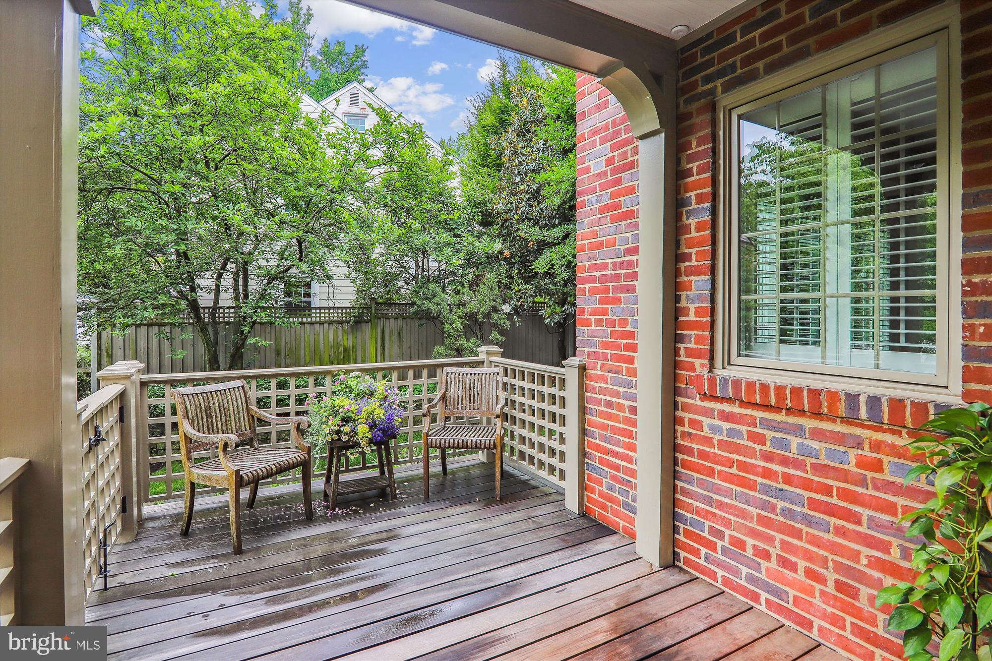 RIDGEWOOD VILLAGE - Residential