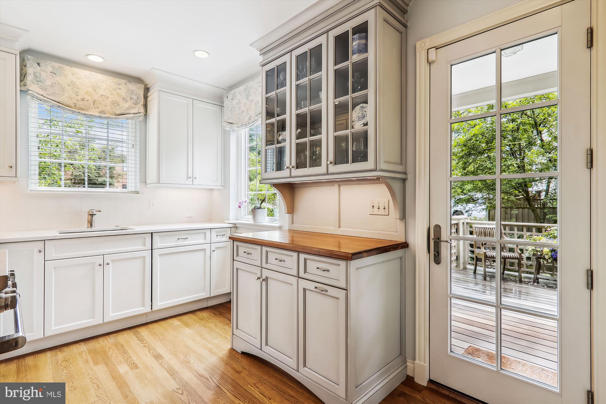 RIDGEWOOD VILLAGE - Residential