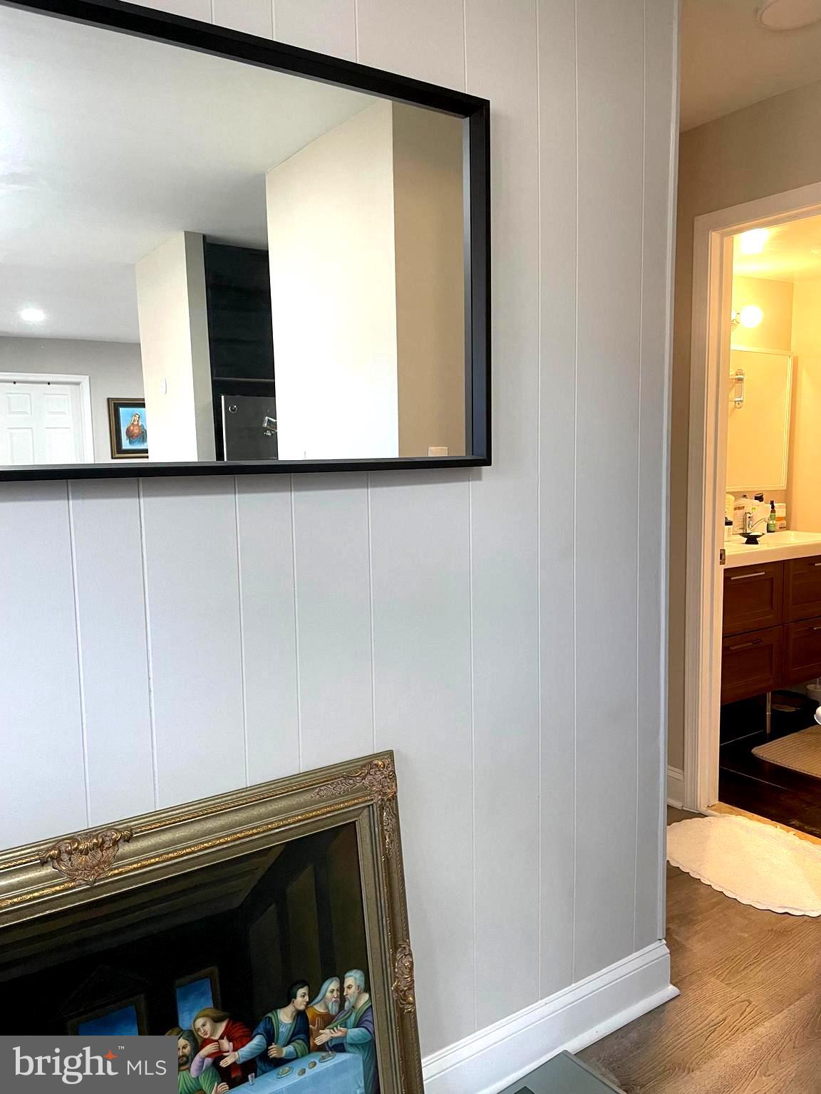 YORKTOWNE SQUARE - Residential