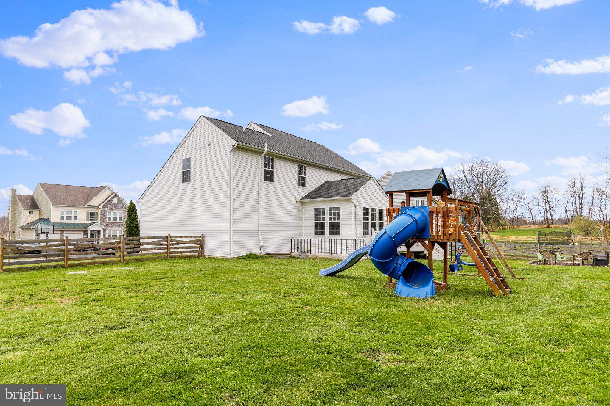 WILD ROSE - Residential