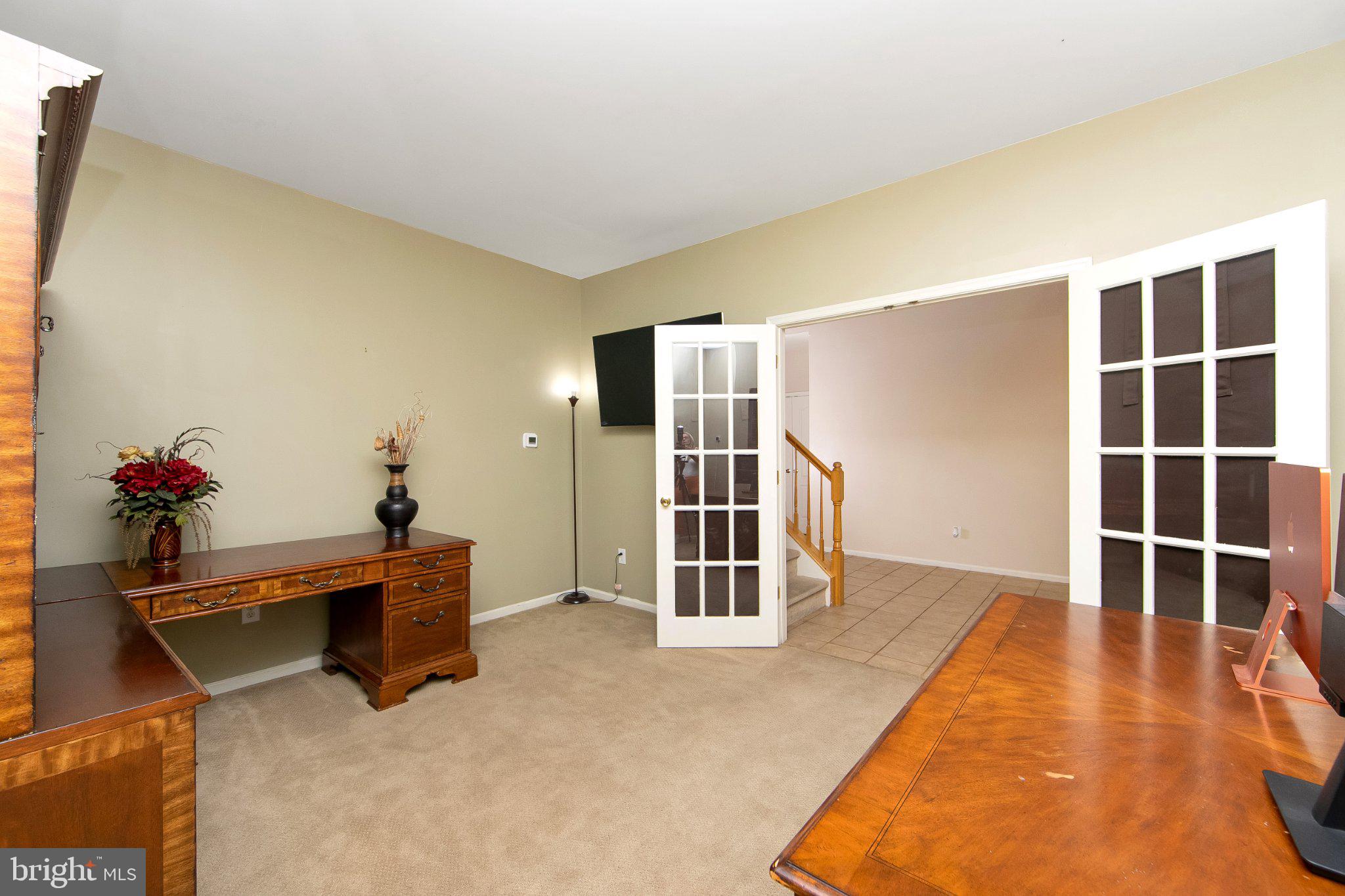 1304 SASSAFRAS LANE