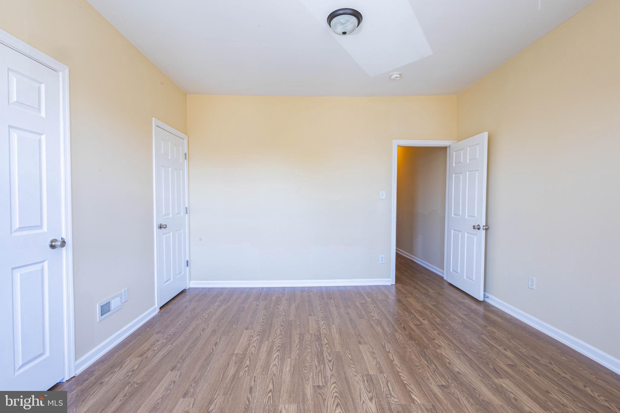 COBBS CREEK - Residential