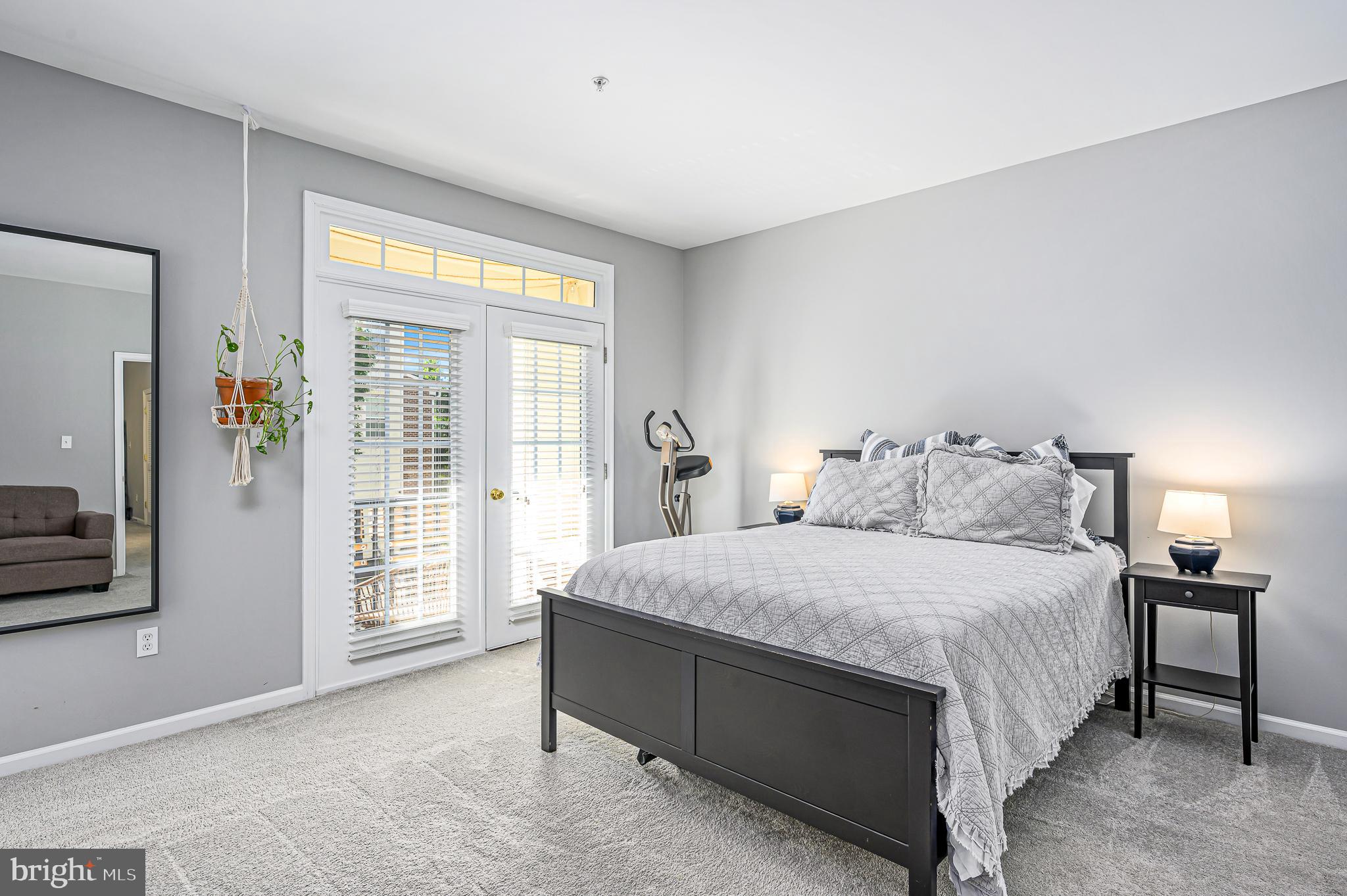 LANSDOWNE TOWN CENTER CONDOS - Residential