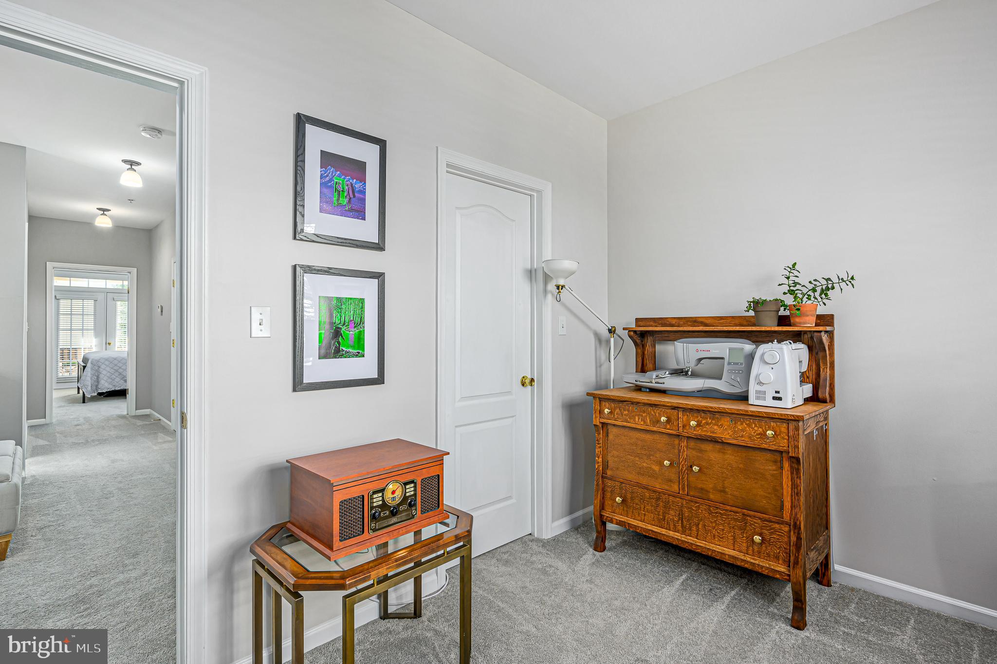 LANSDOWNE TOWN CENTER CONDOS - Residential